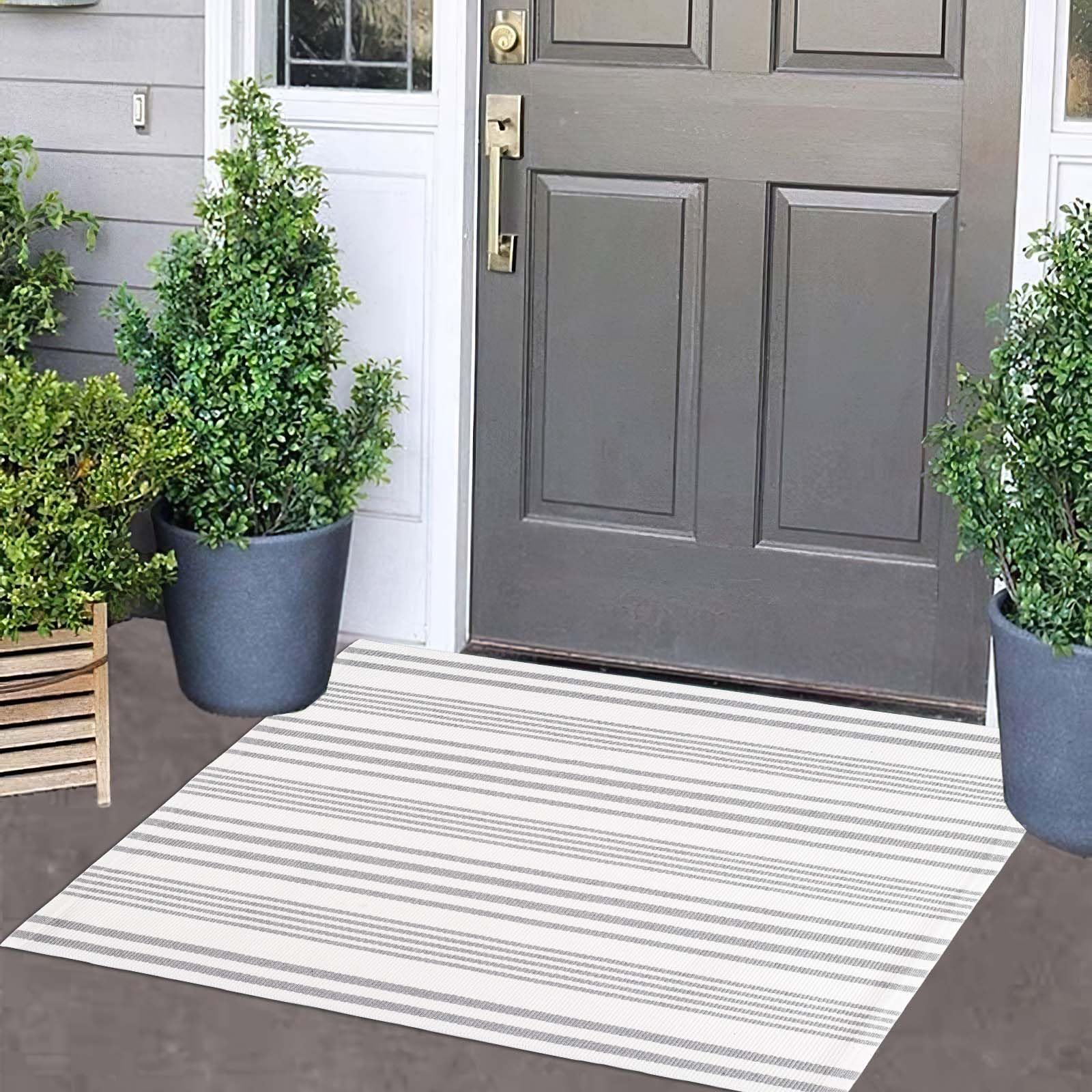 Grey and White Striped Outdoor Rug 24 x 35 Door Mat Outdoor Machine Washable Welcome Mats Cotton Hand-Woven Entryway Rug for