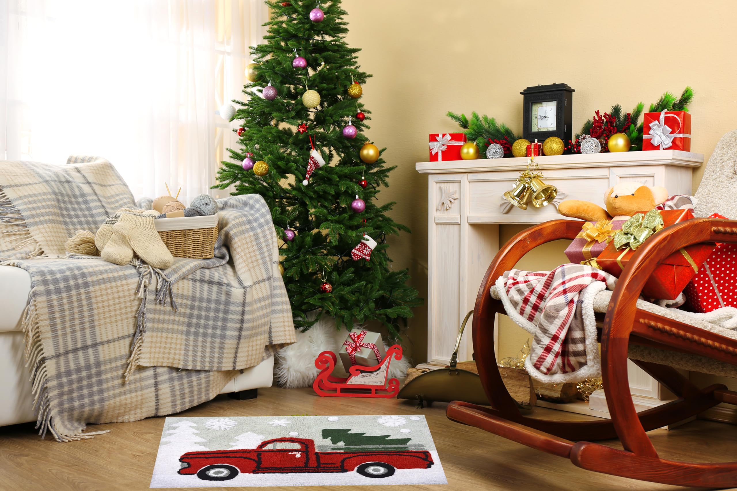 Gilbins Christmas Holiday Decor Square Pick Up Truck With Christmas Tree Water Absorbent Bathroom Vanity Bath Rug 20X30, 100% Co