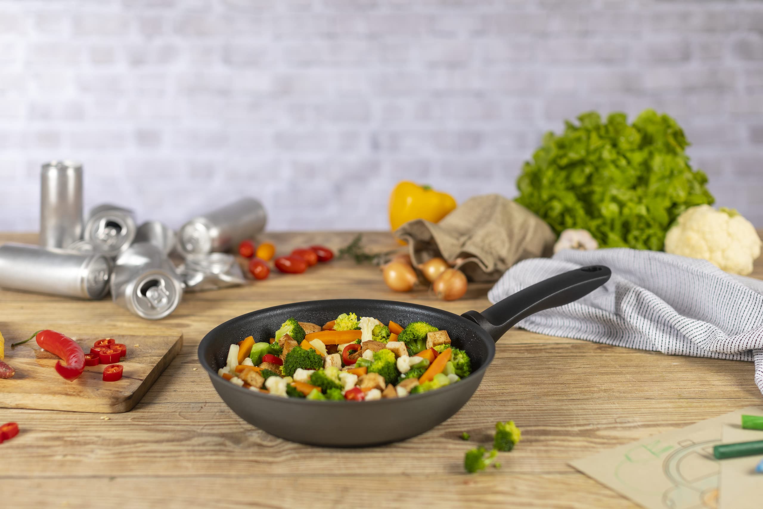 Kuhn Rikon New Life Re-Cycled Aluminium Non-Stick Induction Frying Pan, 8 Inch/20 Cm, Black
