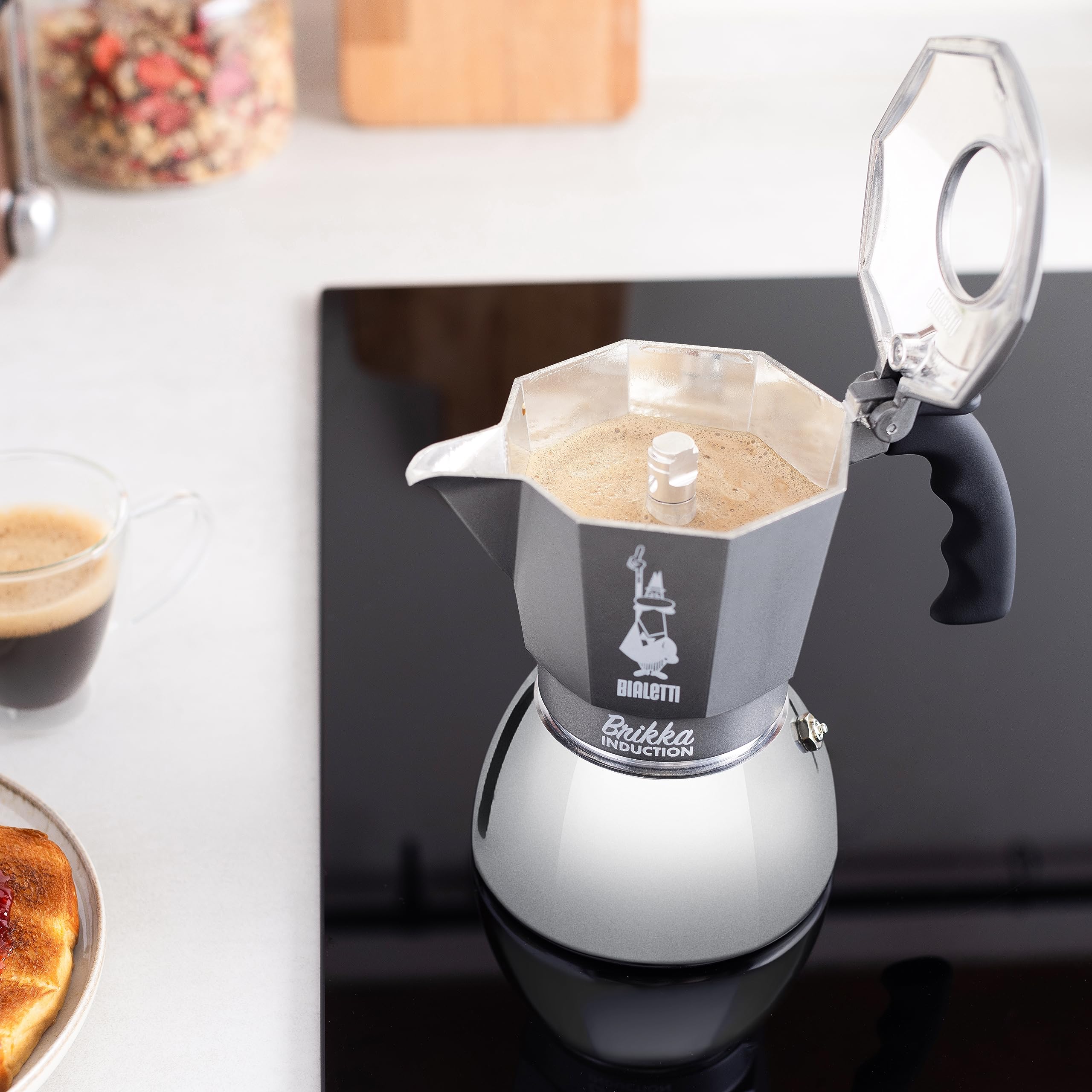 Bialetti 7317 Brikka induction coffee machine  4 cups (160 ml)  bar style espresso  suitable for all types of stoves  elegant design