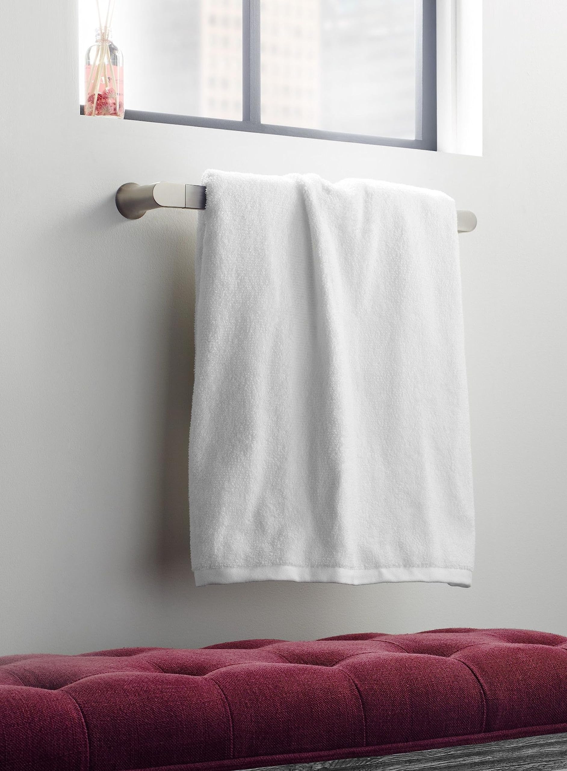 Moen Genta Brushed Nickel Modern 18-Inch -Towel Bar, Bh3818Bn