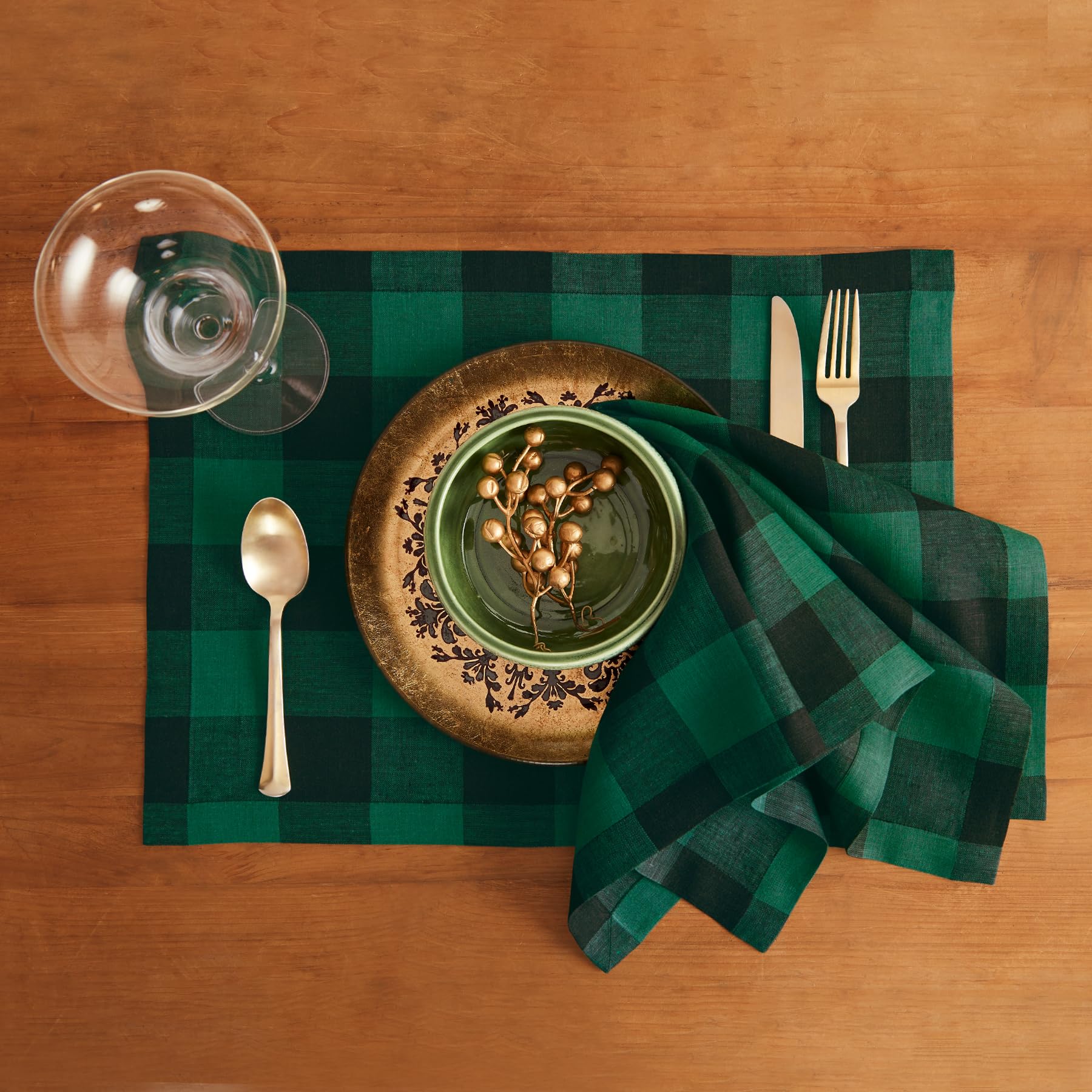 Solino Home Buffalo Check Linen Placemats 19 '' L X 14 '' W Inch - 100% Pure Linen Green And Black Plaid Cloth Placemats Set Of