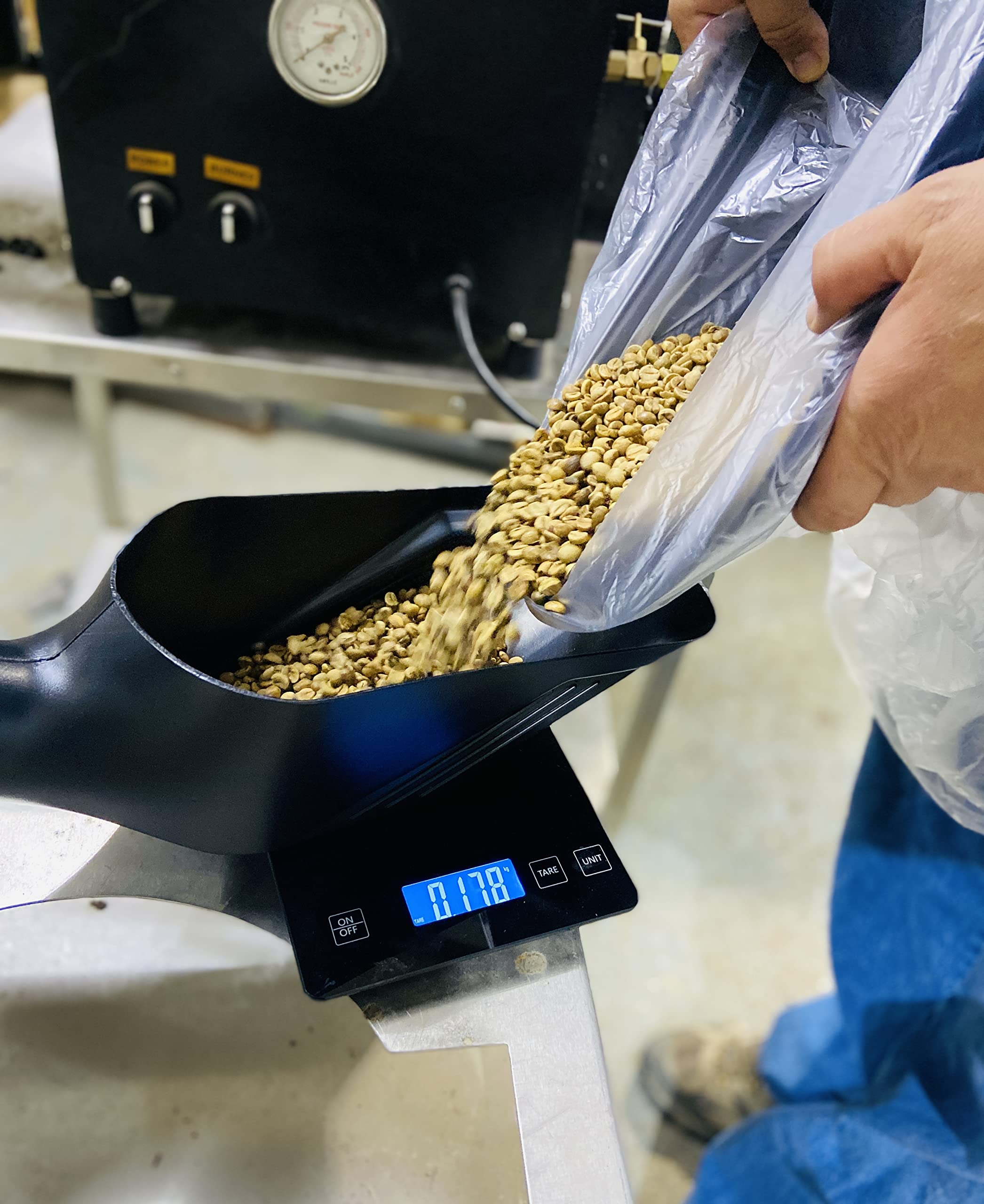 Rattleware Black Half Kilo Bean Scale Scoop - Durable Construction For Daily Use - Precised Coffee Bean Measurement Tool For Bar