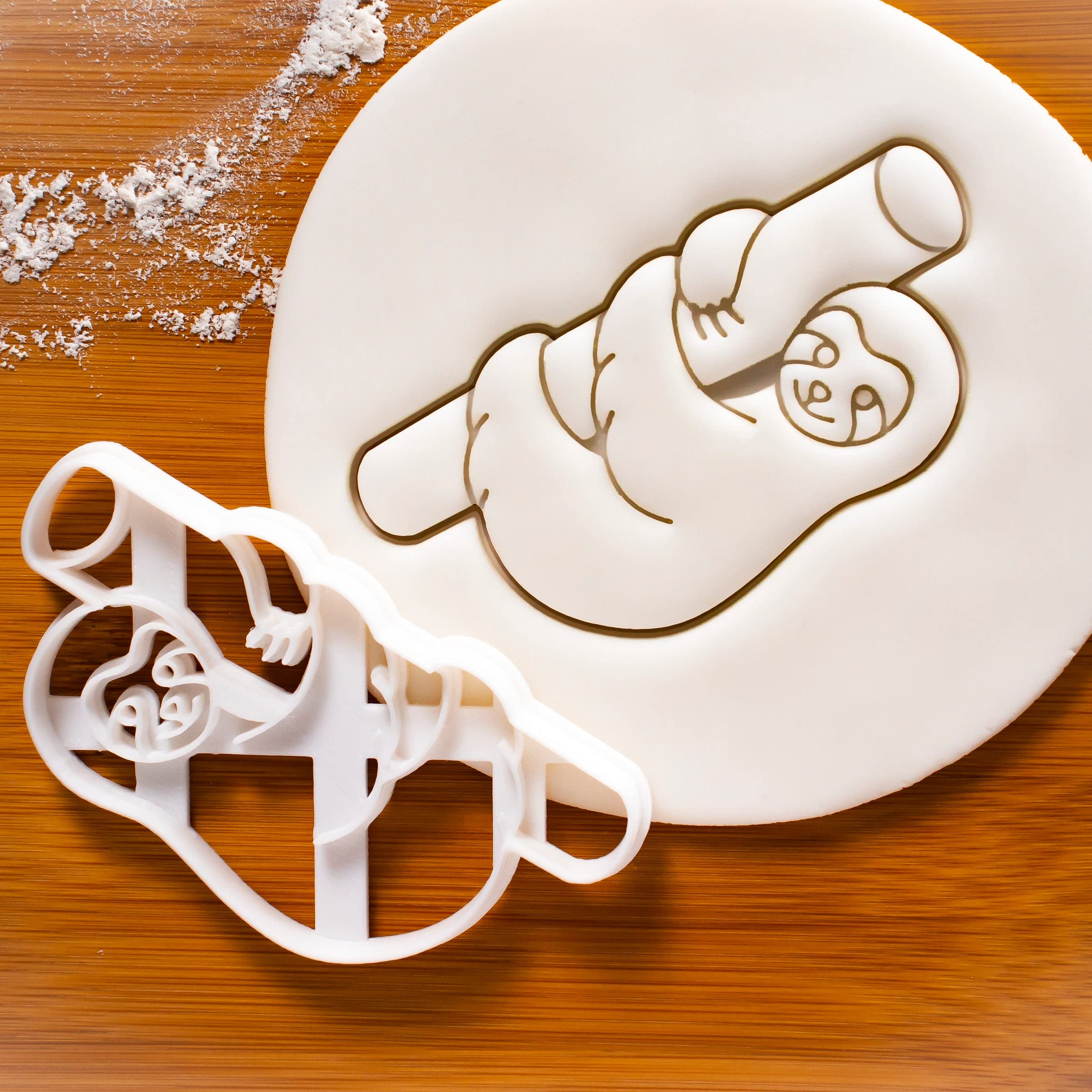 Sloth On Tree Cookie Cutter, 1 Piece - Bakerlogy