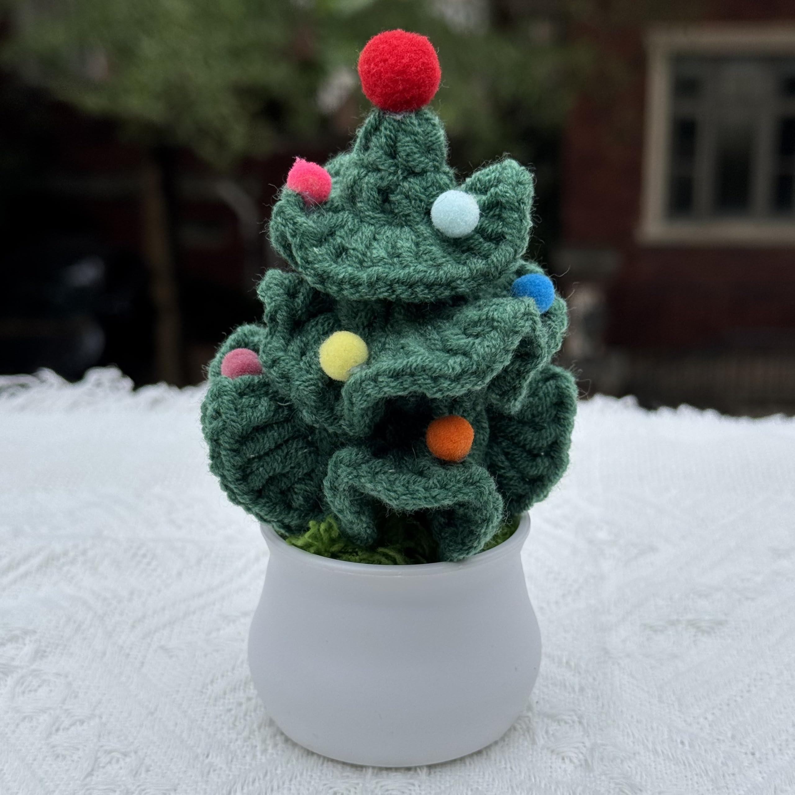 Handmade Crochet Christmas Tree - Cute Knit Mini Tabletop Decor, Sustainable Eco-Friendly Gift for Friends, Holiday Home & Offic