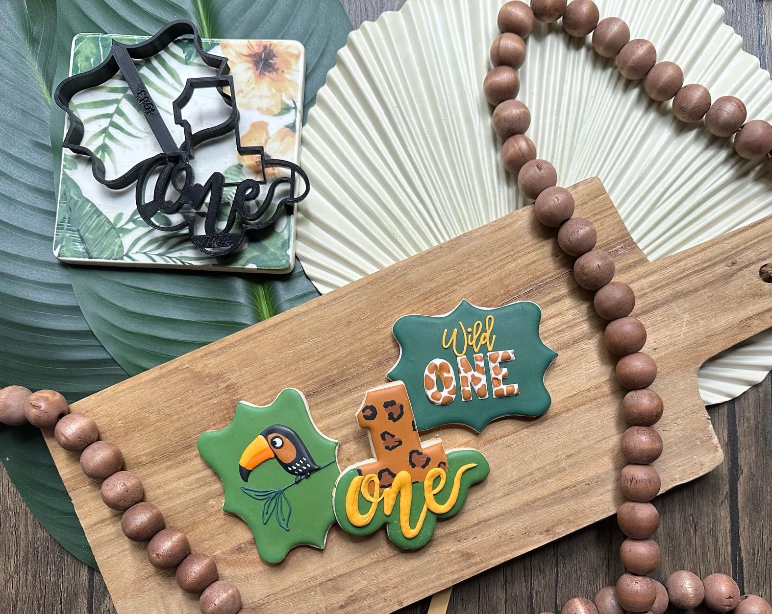 Number One Cookie Cutter With Plaque One Year Baby Toddler Birthday Number With Word And Decorative Plaque Cookie Cutters (2 Pac