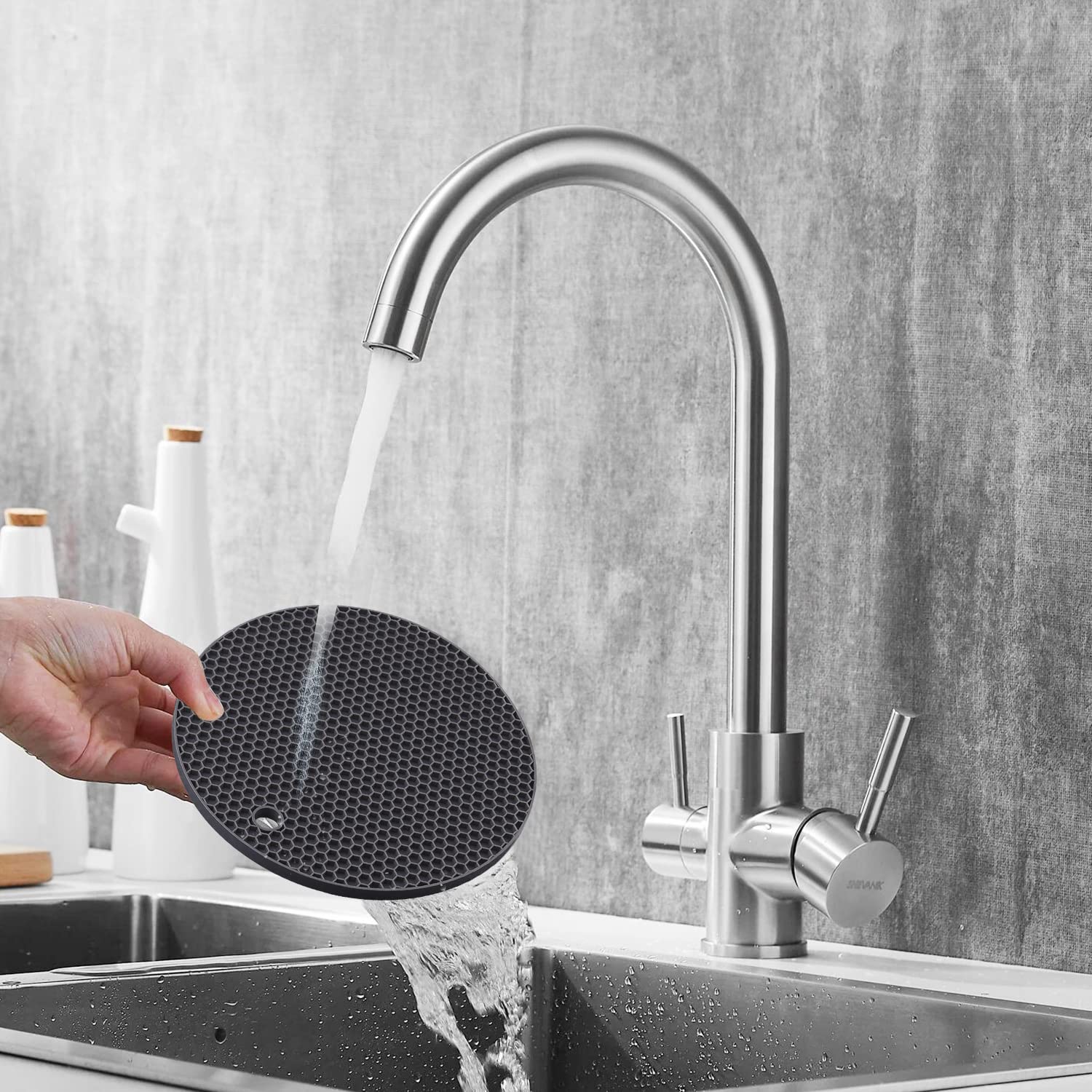 QPIX DIGITAL Silicone Trivets Set of 4, Heat Resistant, 7x7in, Dark Gray, Flexible & Durable Pot Mats for Hot Dishes
