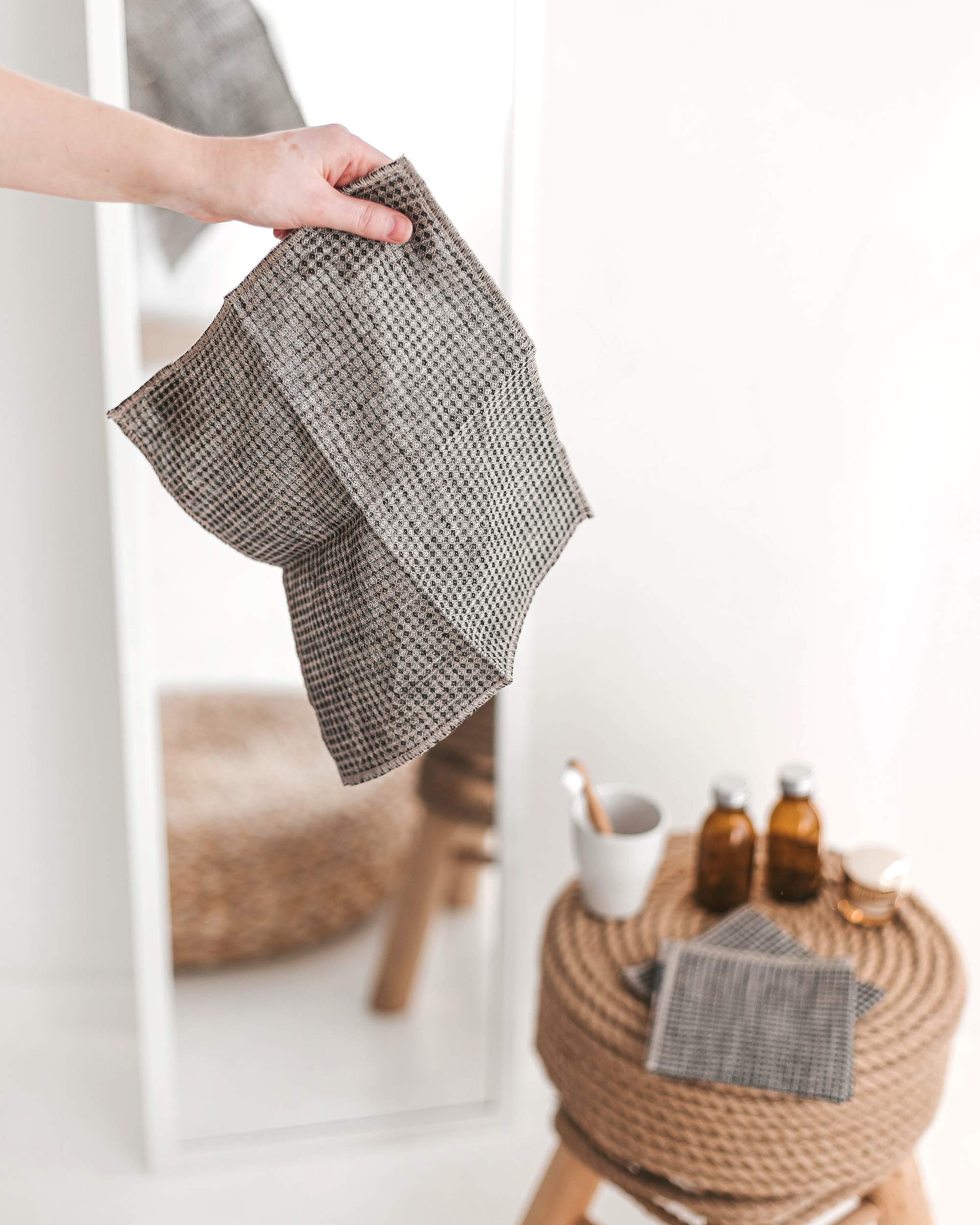 100% Linen Face Cloths For Washing Face - 4-Pack 10X10-Inch Reusable Wash Clothes For Your Face - Make Up Removers Wash Cloth -