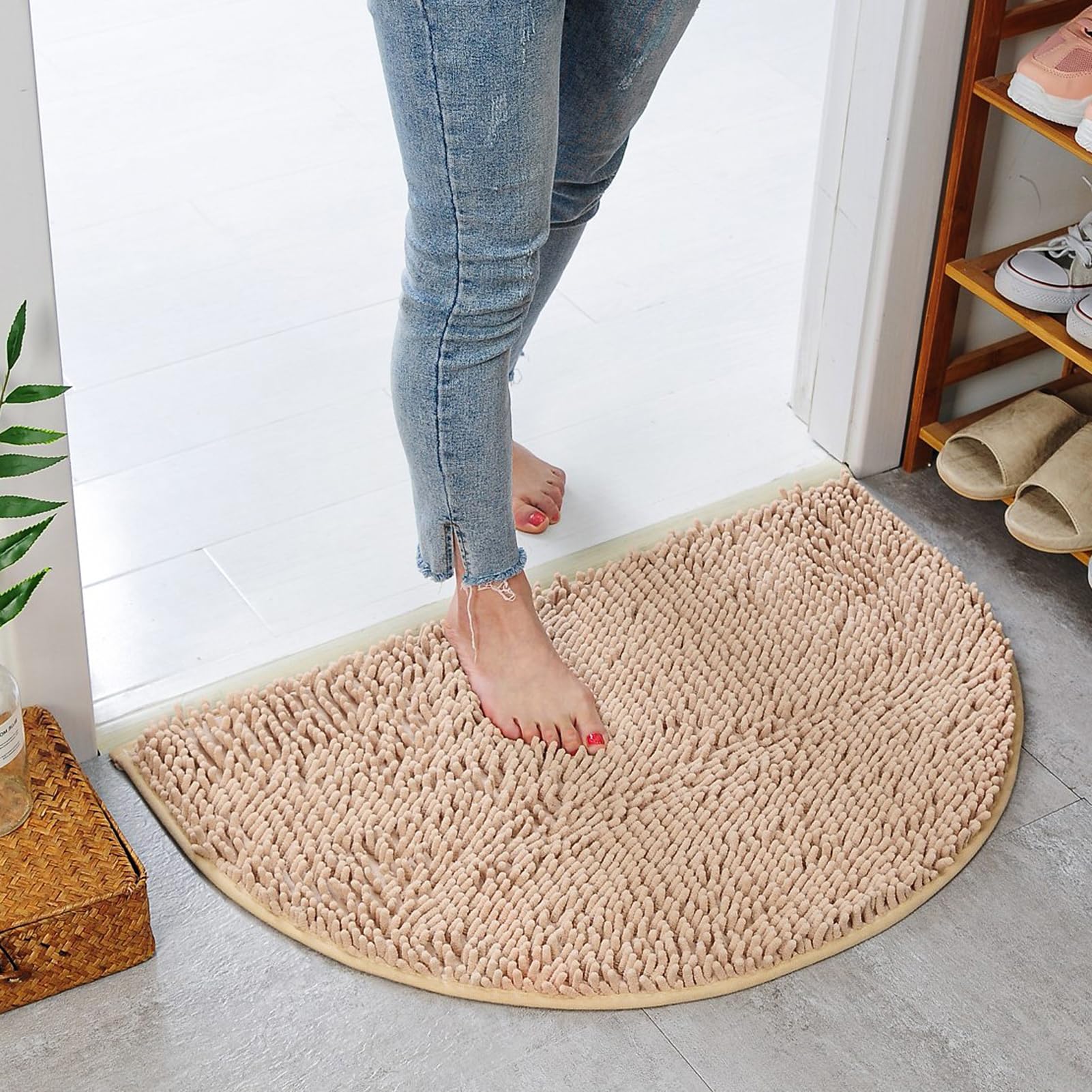 Eanpet Half Round Bath Mat Non-Slip Beige Bathroom Rugs Semicircle Chenille Bath Rugs Water Absorbent Floor Mats For Kids Ultra