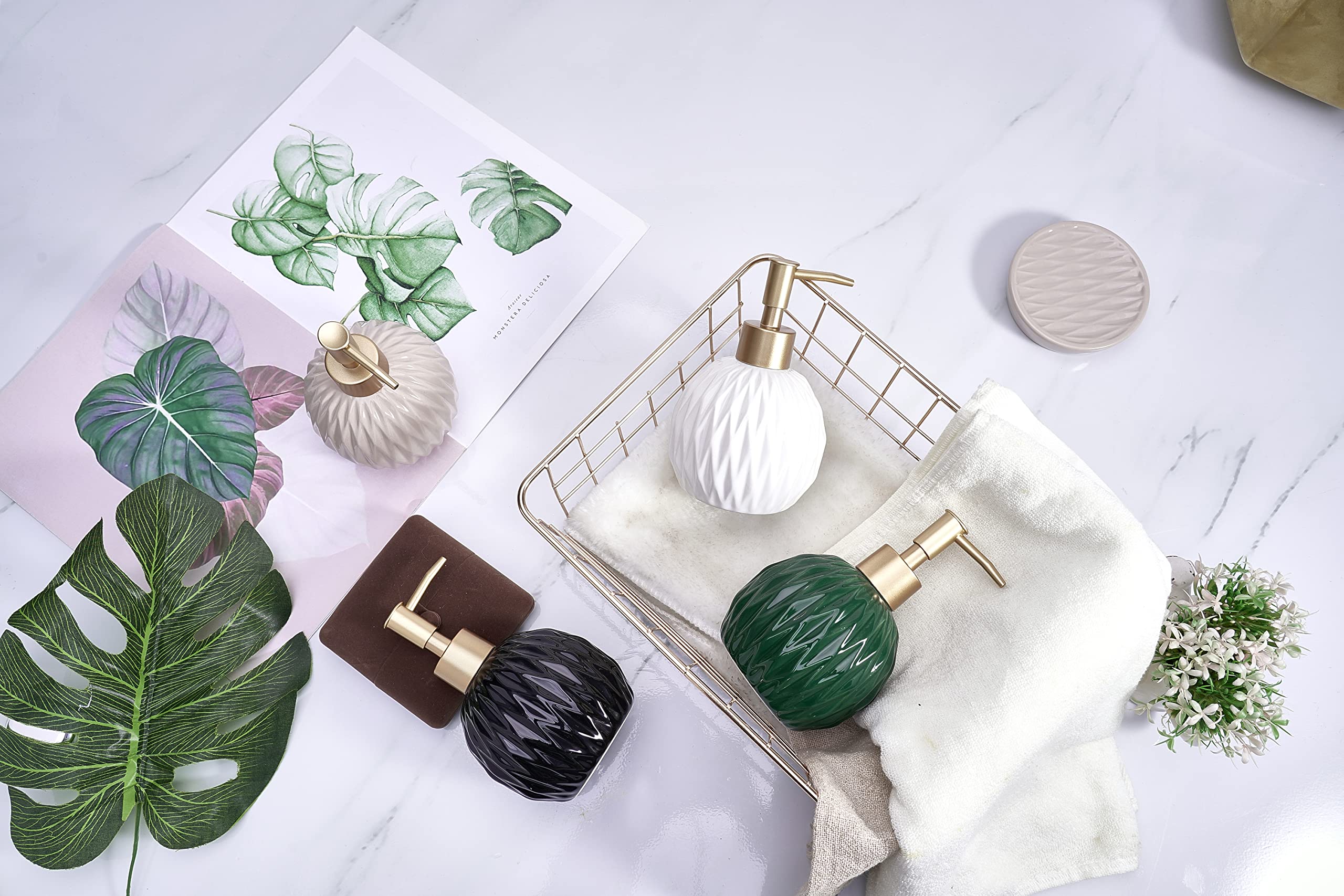 Ceramics Gold Soap Dispenser For Bathroom, Round Soap Dispenser With Delicate Embossed Rhombus Design (Dark Green)