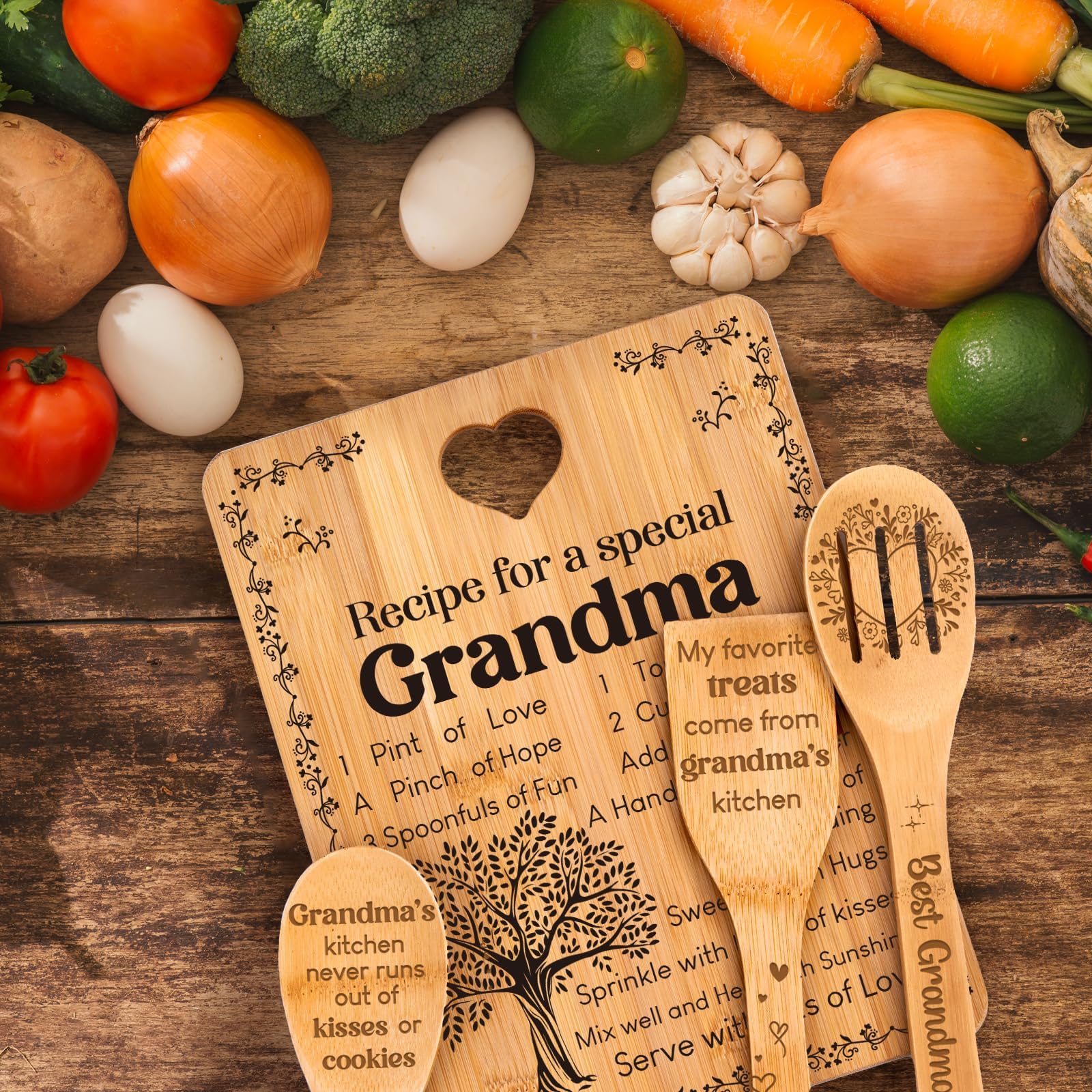 Grandma Gifts, Christmas Birthday Gift for Grandmas Nanny from Grandkids, Bamboo Cutting Board, Grandparents Thankgiving Christm