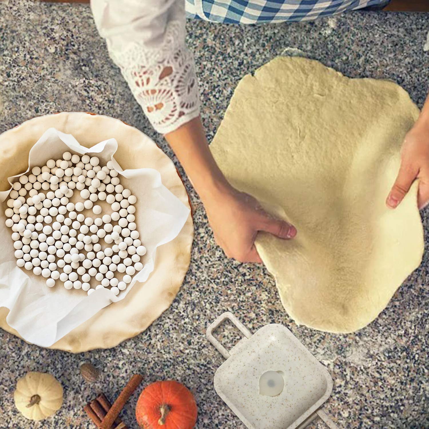 PLANTIONAL Pie Weights For Baking: 1.32 LB 10mm Baking Ceramic Beans Pie Crust Weights With Wheat Straw Container For Blind Baking Pastry(Green)