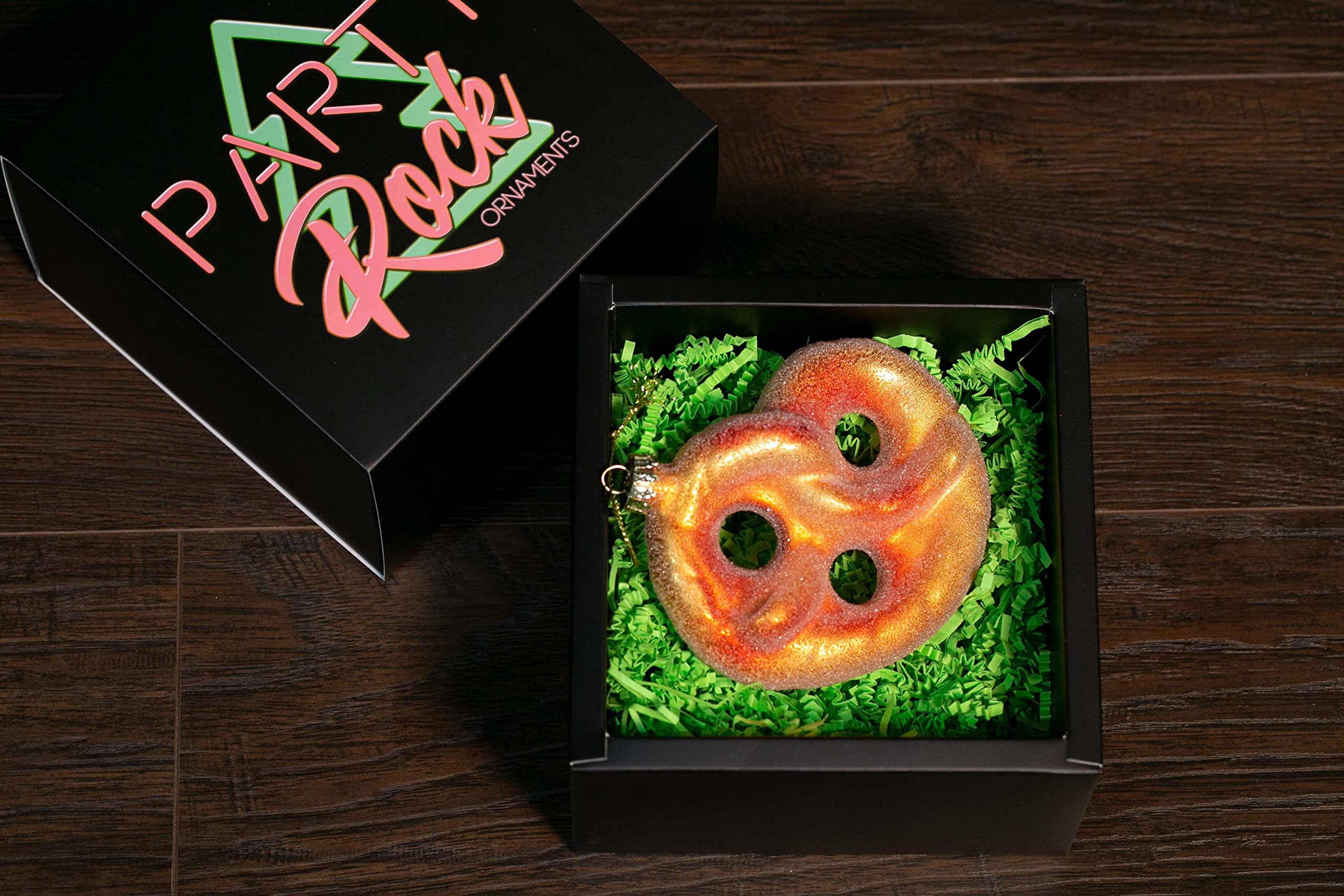 Party Rock | Pretzel Glass Ornament | Food Collection