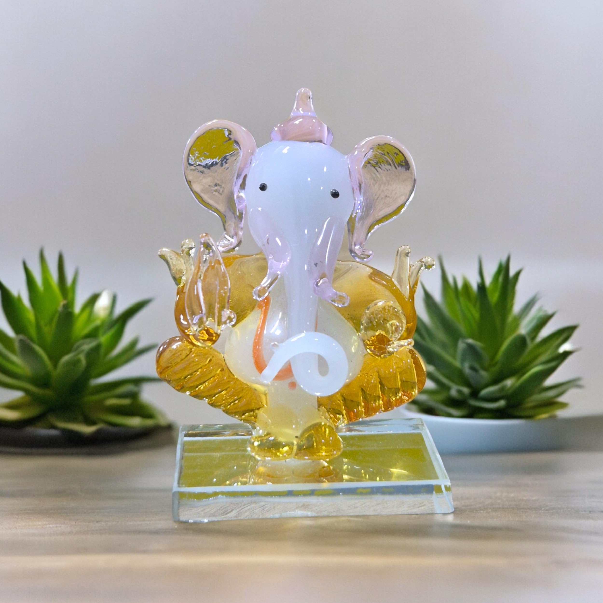 Voidrop Lord Ganpati/Ganesha Idol For Car Dashboard, Desk, Office Table, Beautiful Ganesh Car Dashboard Idol Figurine Showpiece 