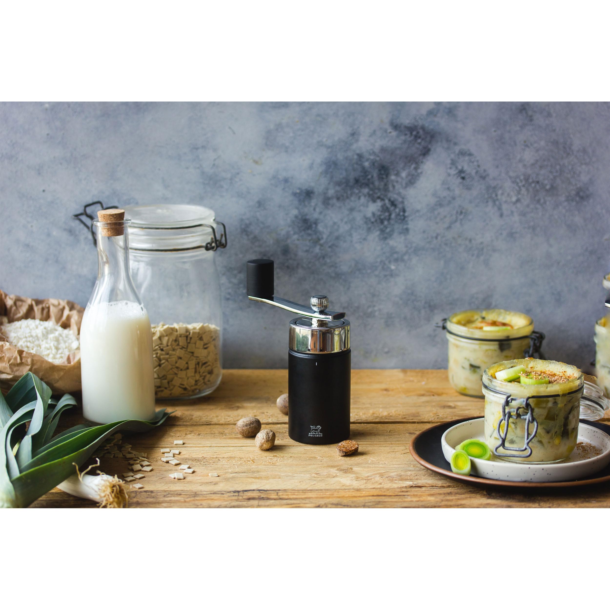 Peugeot - Isen Manual Nutmeg Mill with Crank handle - Beechwood and Stainless Steel  Black  16 cm