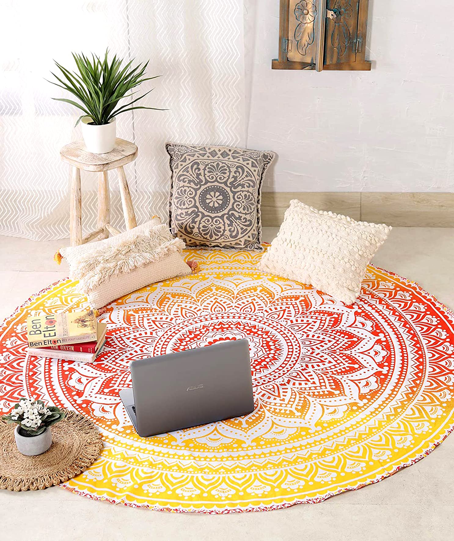 Rraajsee Orange Ombre Round Beach Tapestry Hippie/Boho Beach Blanket Roundie/Indian Cotton Throw Bohemian Round Table Cloth/Yoga Mat Meditation Picnic Rugs 69 inch Circle