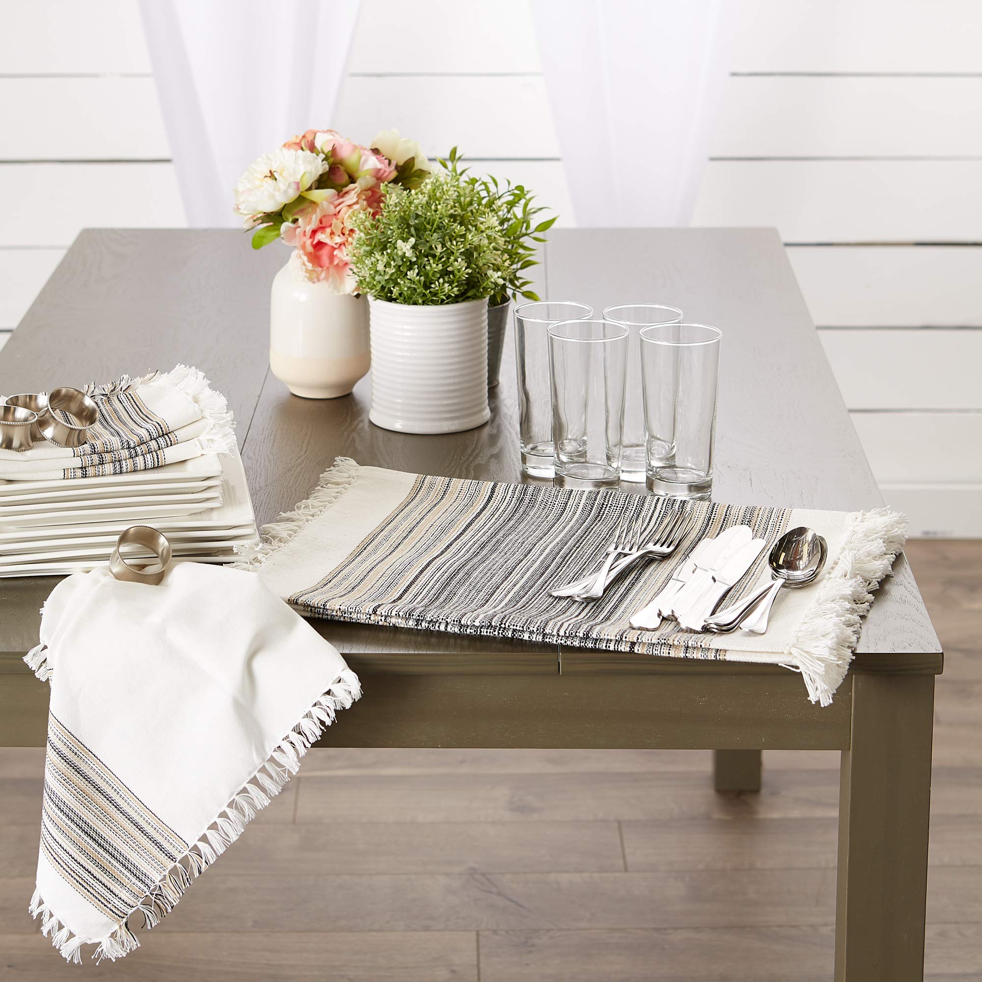 DII Everyday Collection  Fringed Stripe Tabletop  Placemat Set  Black  6 Piece