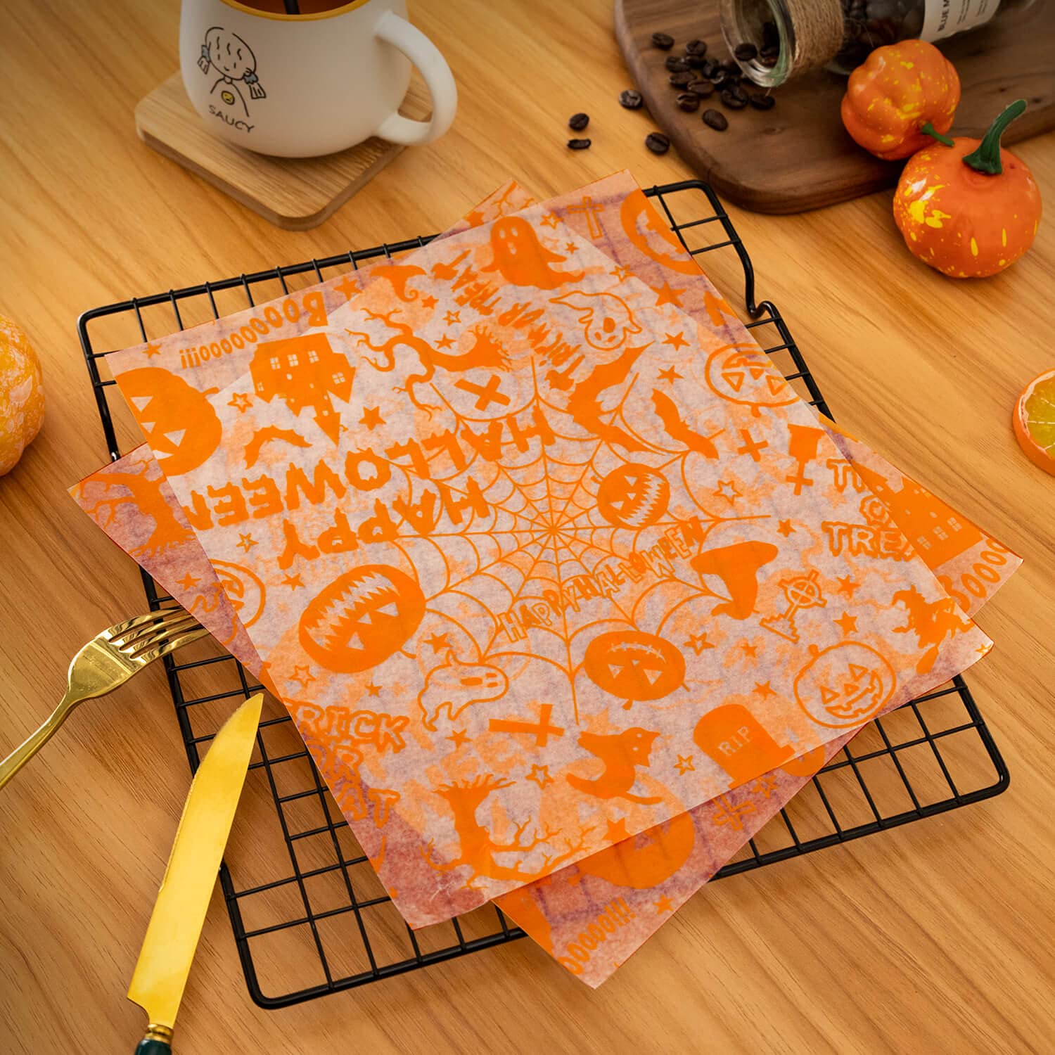 100 Pcs Halloween Wax Paper Food, Wax Paper Sheets Sandwich Wrap Paper Deli Wraps, Waterproof Oil-Proof Picnic Basket Liners Wit