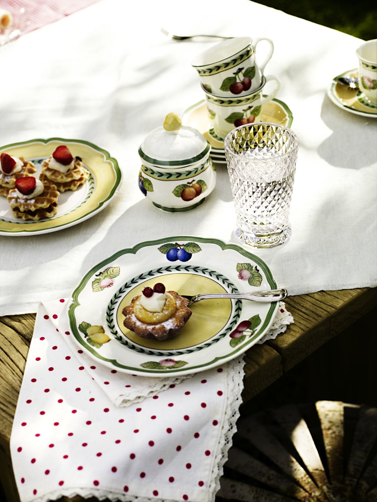 Villeroy & Boch French Garden Fleurence Salad Plate, Premium Porcelain, White/Multicolored
