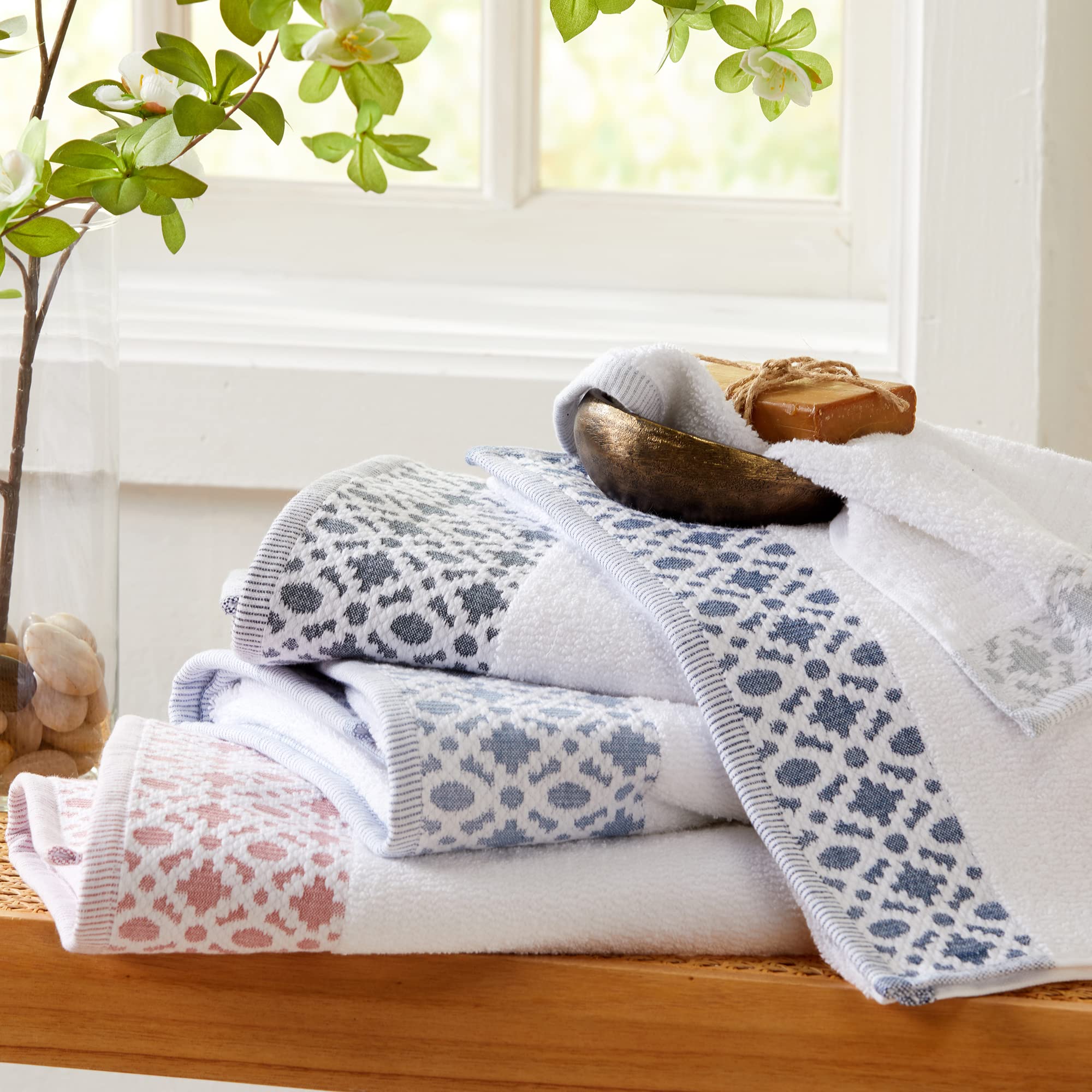 Market & Place 100% Cotton Luxury Hand Towel Set  Super Soft and Highly Absorbent  Textured Decorative Border  Includes 6 Hand Towels  Nitra Collection (White/Navy)