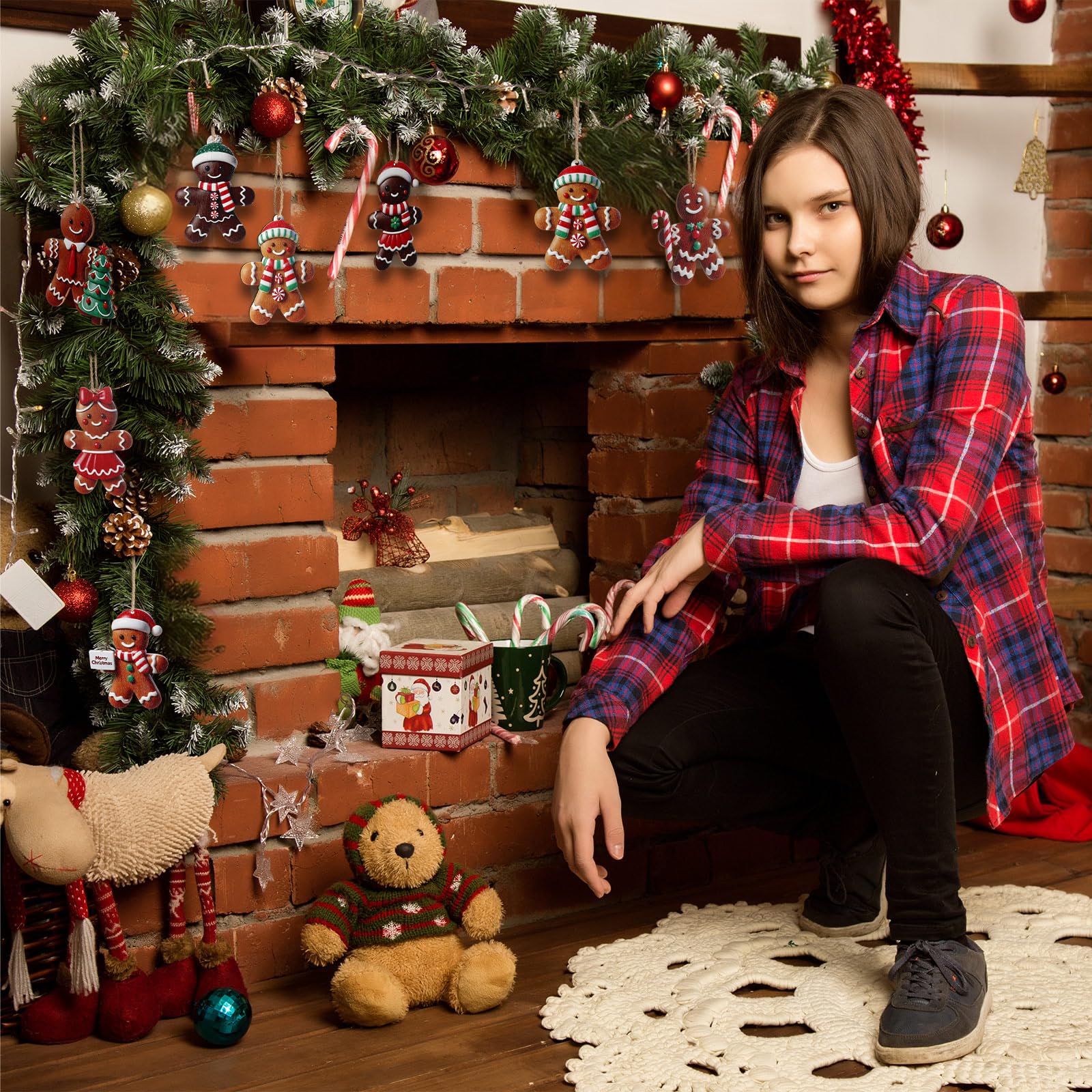 Memorywuu 24 Pcs Gingerbread Man Ornaments for Christmas Tree Cute Wooden Hanging Gingerbread Figurines Ornaments Christmas Tree