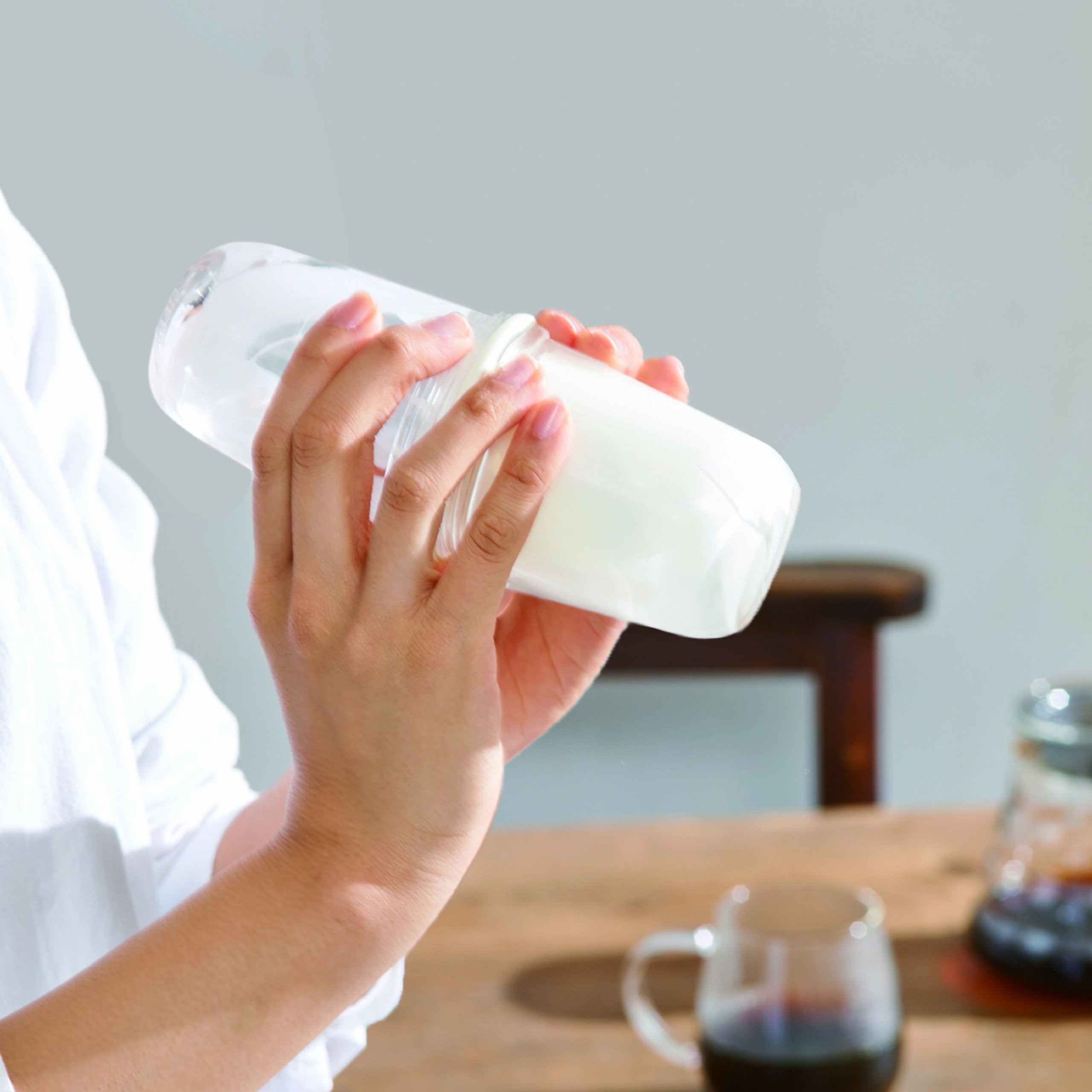 Hario Latte Shaker, 70Ml, White