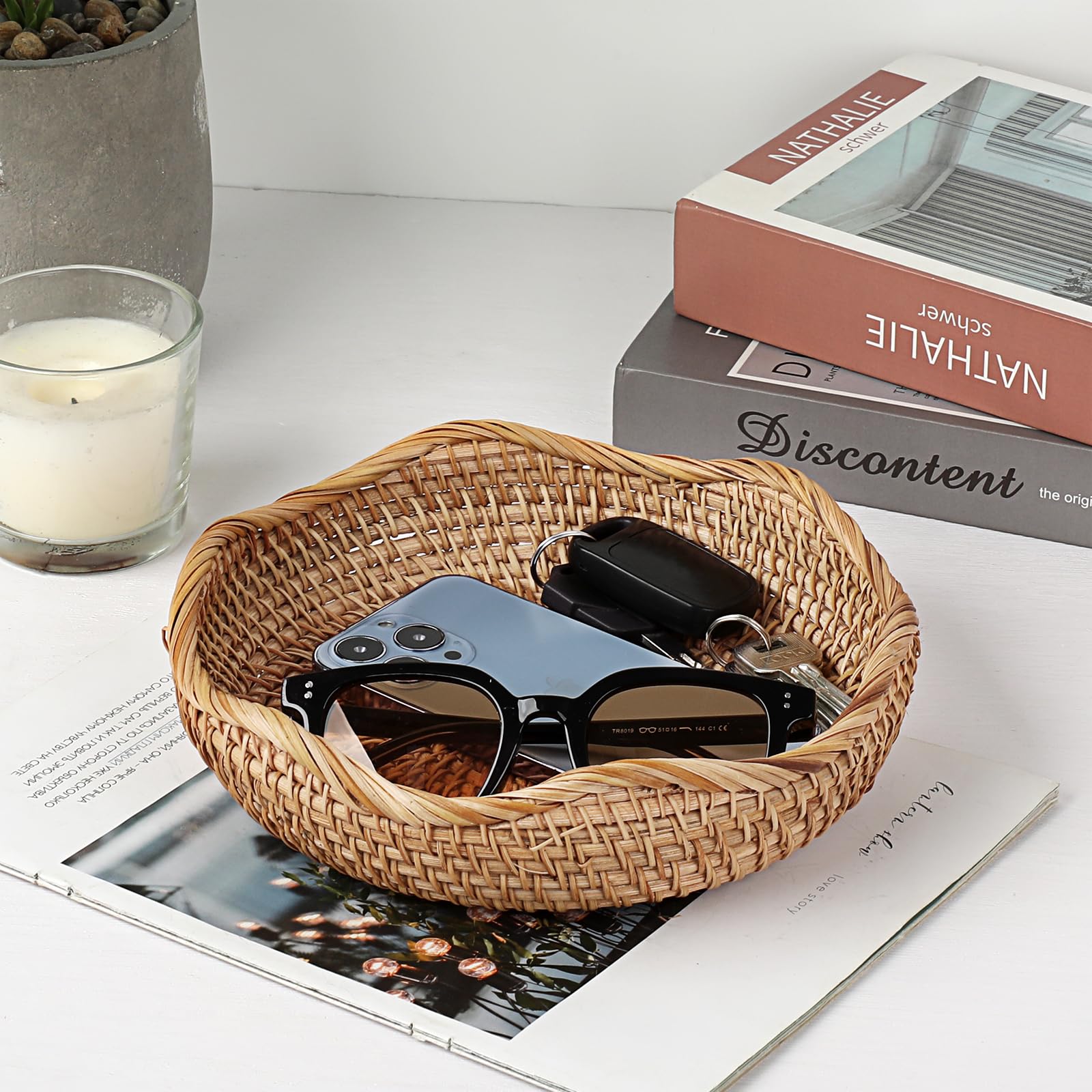 Hipiwe Natural Rattan Tray 8.5 Wicker Storage Bowls Hand Woven Basket Tray for Bread Fruit Key Round Fruit Baskets for Kitchen E