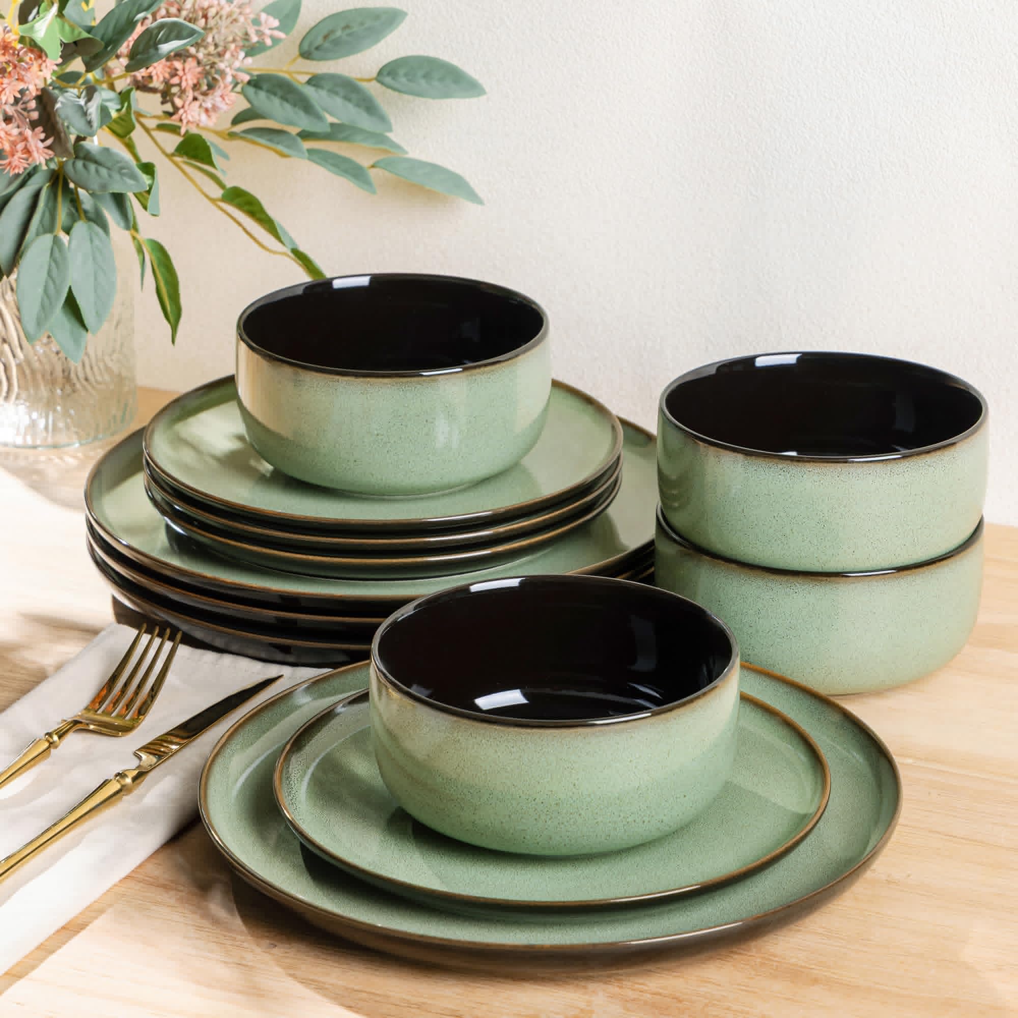 LERATIO Ceramic Dinnerware Sets for 4,12 Pieces Poreclain Plates and Bowls Sets,Scratch Resistant Dishes,Dishwasher & Microwave 