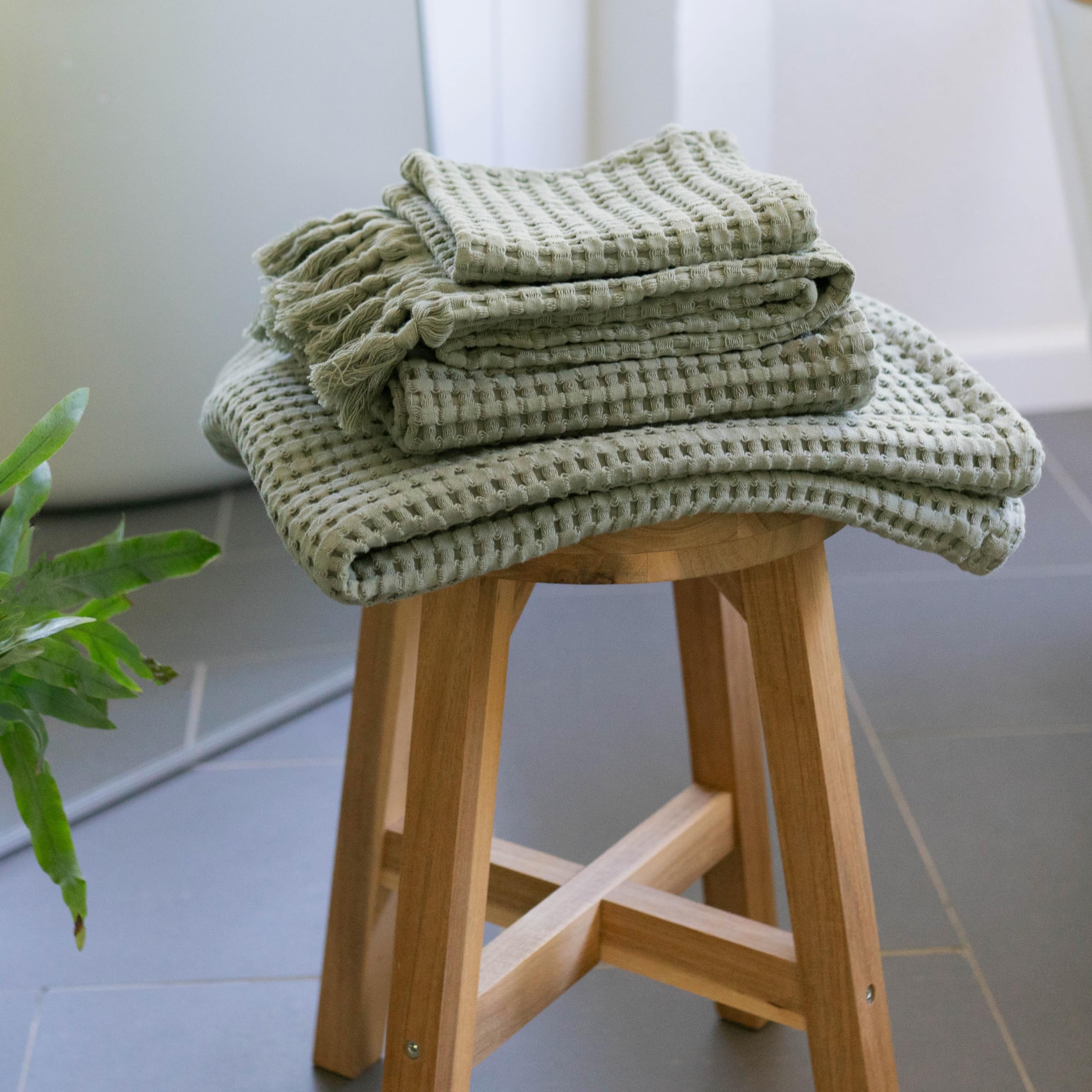 Gilden Tree Waffle Towels Quick Dry Lint Free Thin 2 Pack Bath Towel, Modern Style (Sage Grey)