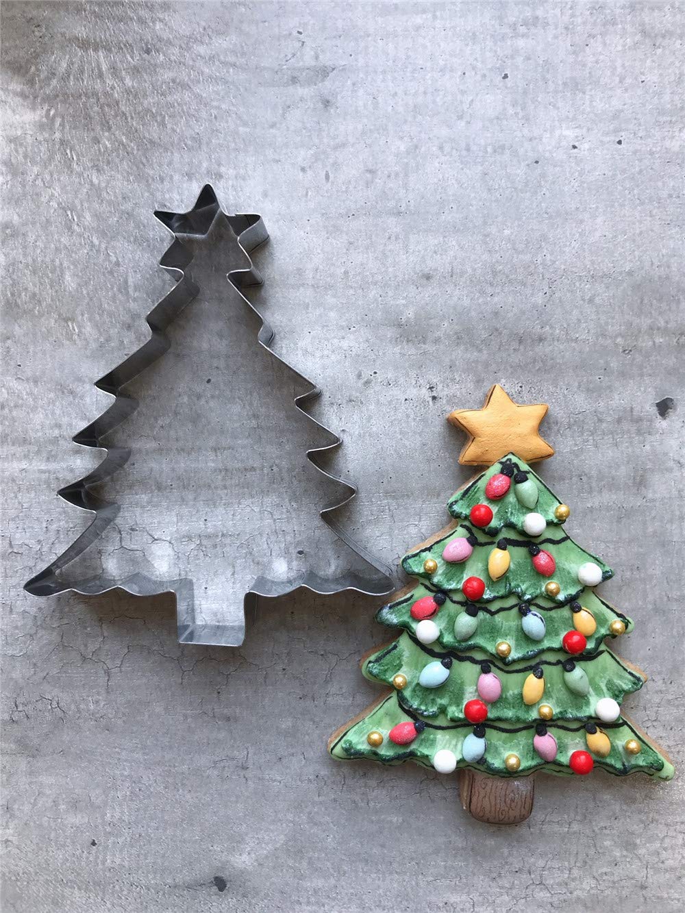 LILIAO Large Christmas Tree Cookie Cutter - Stainless Steel, 4.4"x5.6", Silver, Model L-XMASTREEWSTAR01-SL