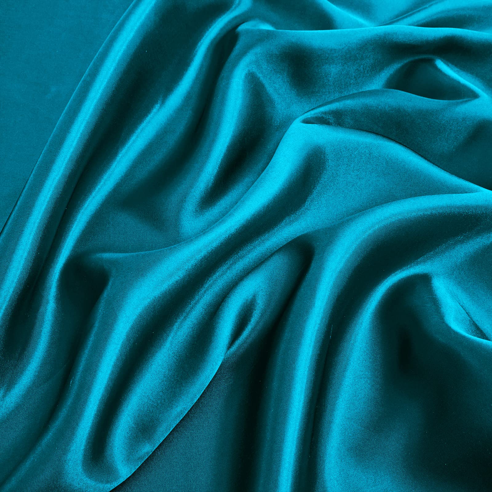 Aormenzy 60 Pack Turquoise Satin Napkins 17 X 17 Silky Napkins, Party Cloth Napkins Square Satin Napkins, Dining Table Napkins S