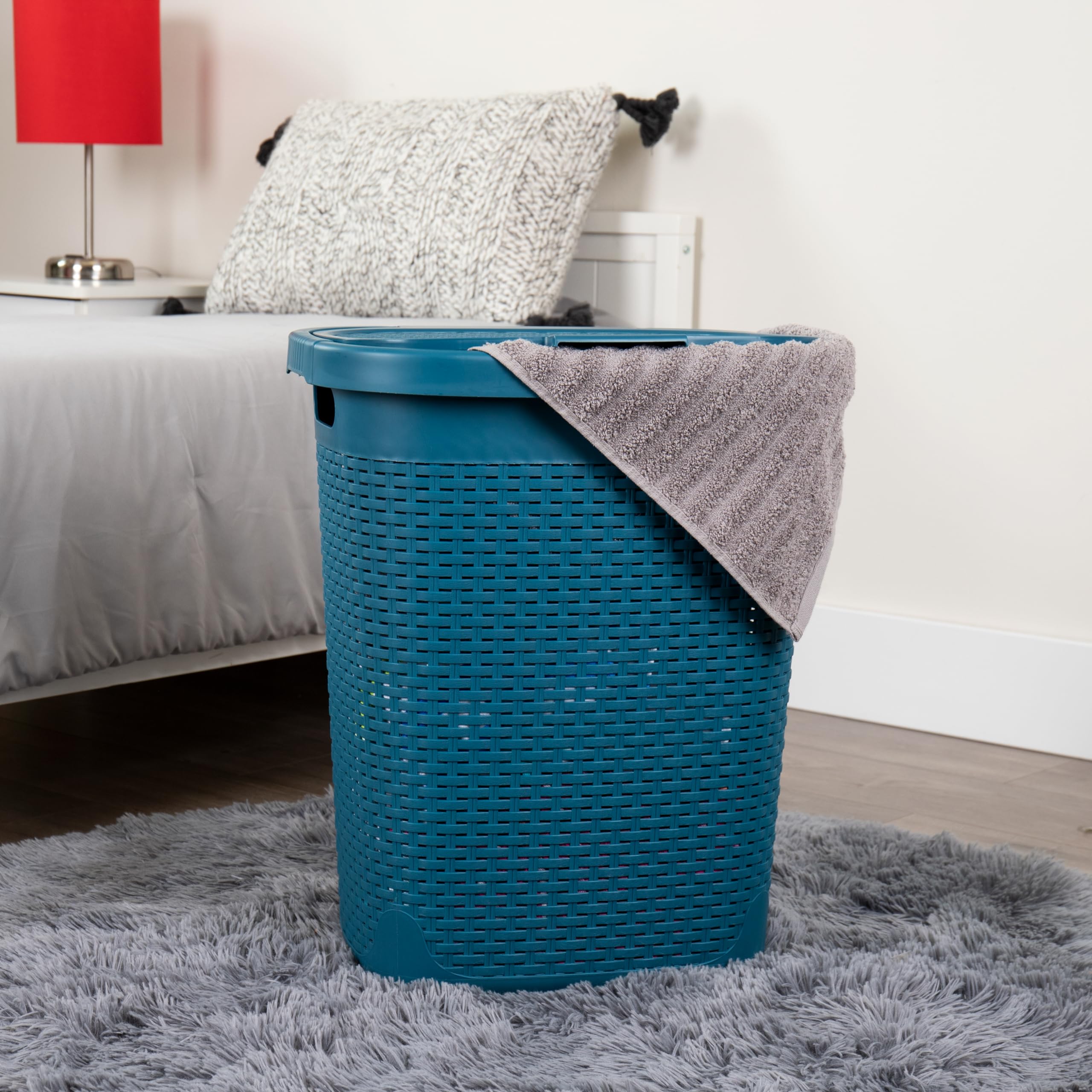 Mind Reader 50L Slim Laundry Hamper, Clothes Basket, Lid, Wicker Design, Plastic, 17.65''L X 13.75''W X 21''H, Blue