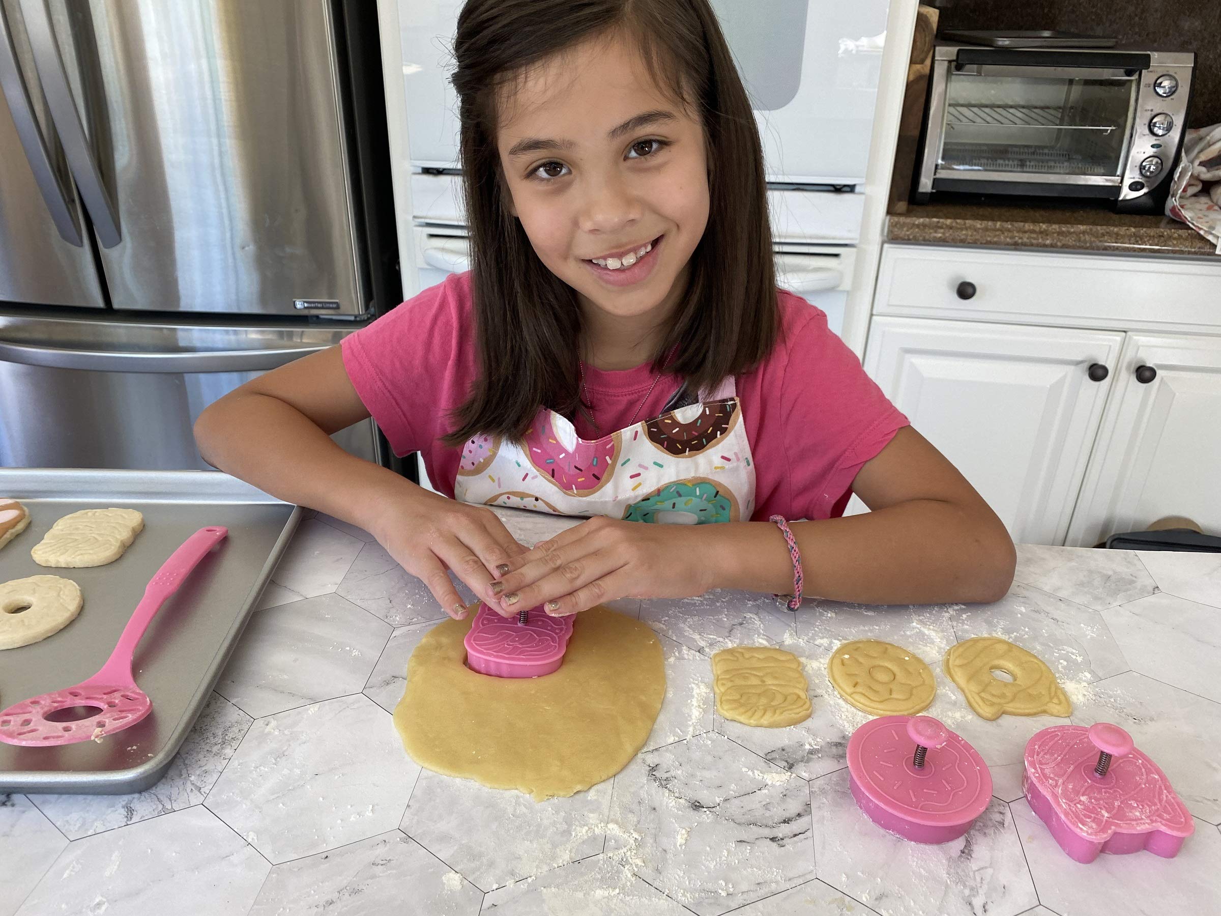 Handstand Kitchen Donut Shoppe 4-Piece Cookie Stamp And Flipper Set With Recipes