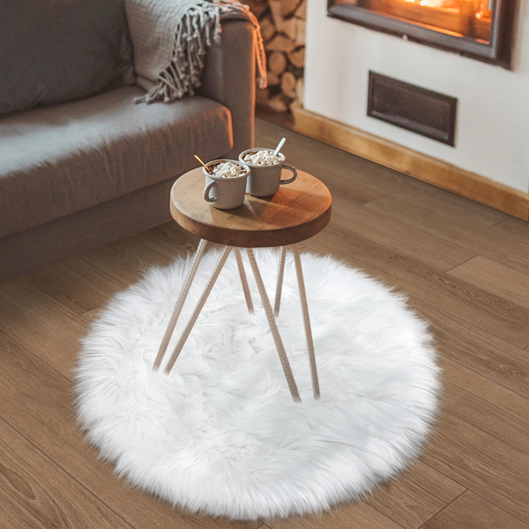 TENNOLA White Faux Fur Rug Small Round Fluffy Rug 2x2 Feet Round Rug for Kids Room Round Fuzzy Throw Rug for Bedroom Non-Slip Sh