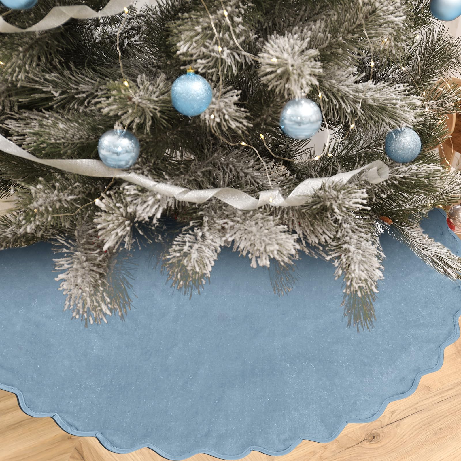 RoundFunny Gray Blue Christmas Tree Skirt 48 Inches Neutral Velvet Christmas Tree Skirts Modern Scalloped Edge Xmas Decorations