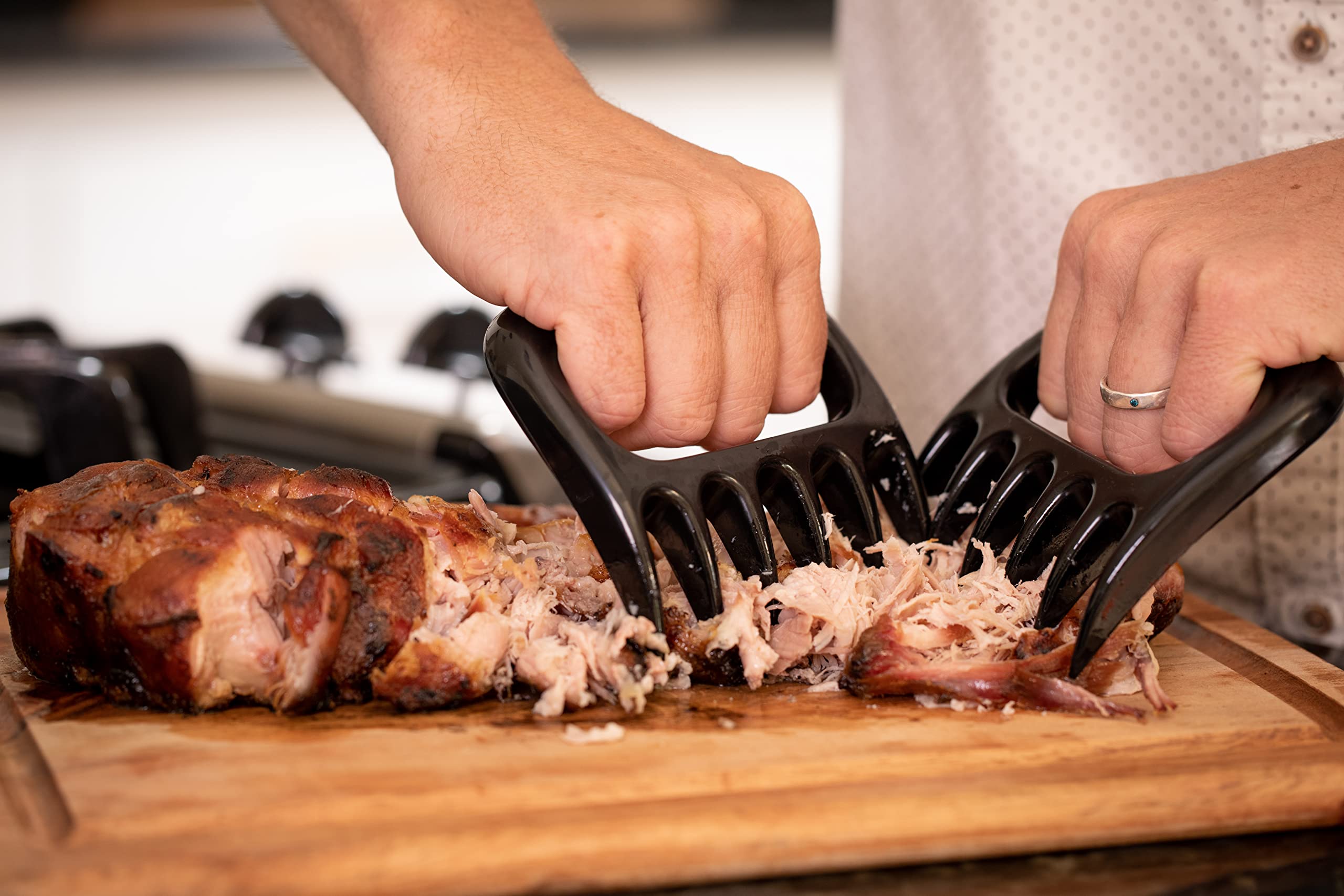 AMZ BBQ CLUB - Meat Claws Bbq Grill Accessories Set - 2 Silicone Gloves  Claws For Pulled Pork  BBQ Thermometer - Perfect Smoker Accessories Grilling Tools Gift Set For (Orange Glove-Thermometer-Claw)