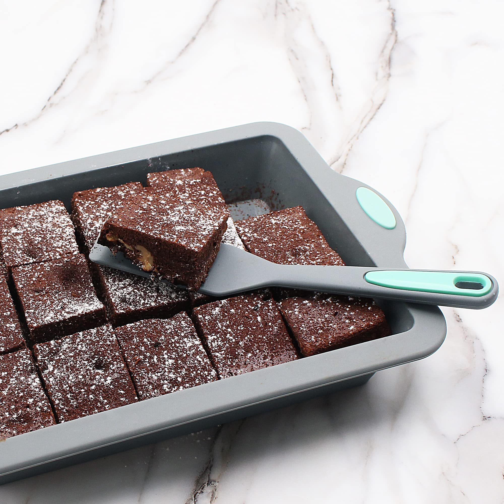 To Encounter Mini Brownie Serving Spatula, Bent Icing Spatula, Heat-Resistant Flexible Nonstick Silicone, Set Of 2