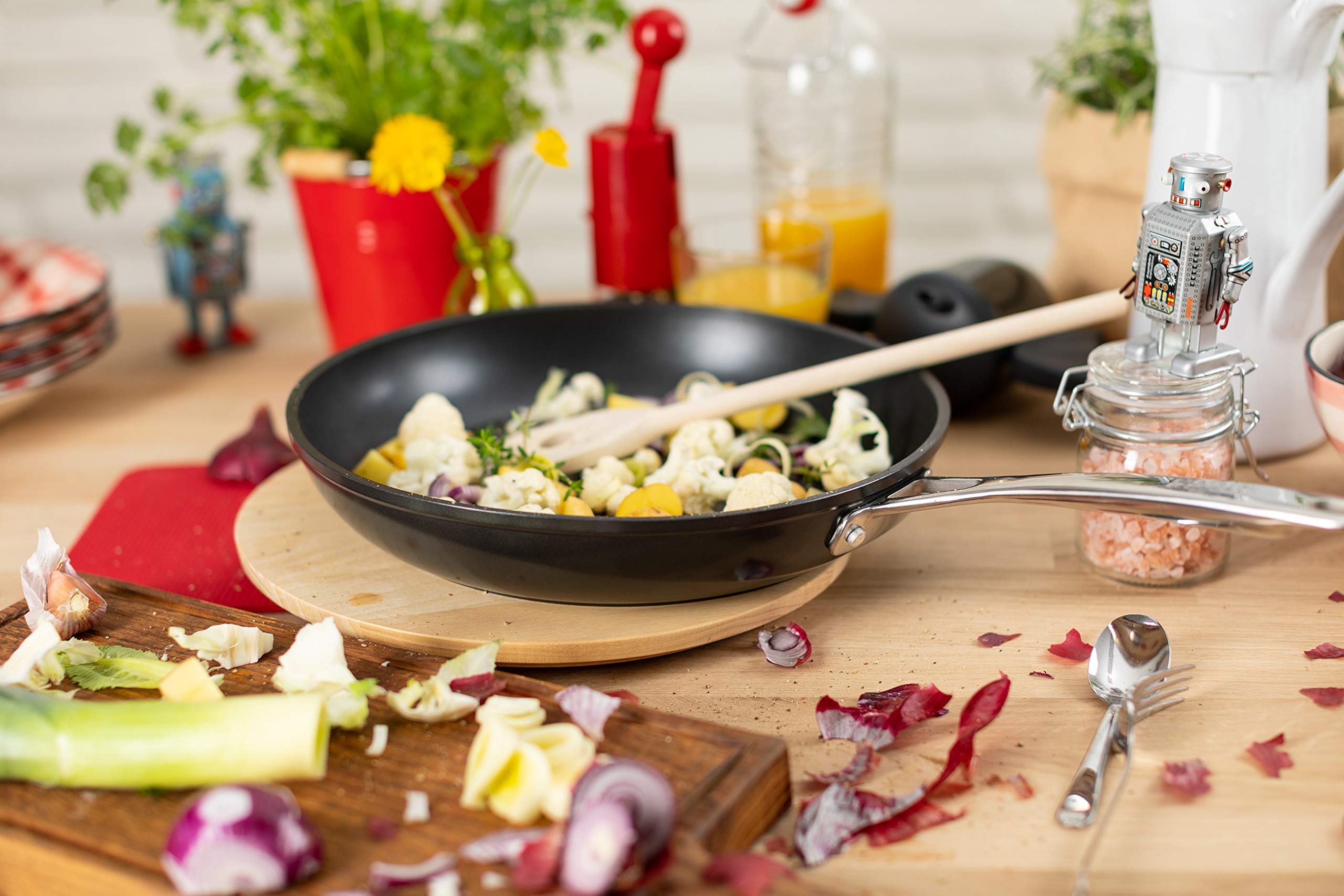 Kuhn Rikon Easy Pro Oven-Safe Non-Stick Induction Frying Pan, 8 Inch/20 Cm, Black