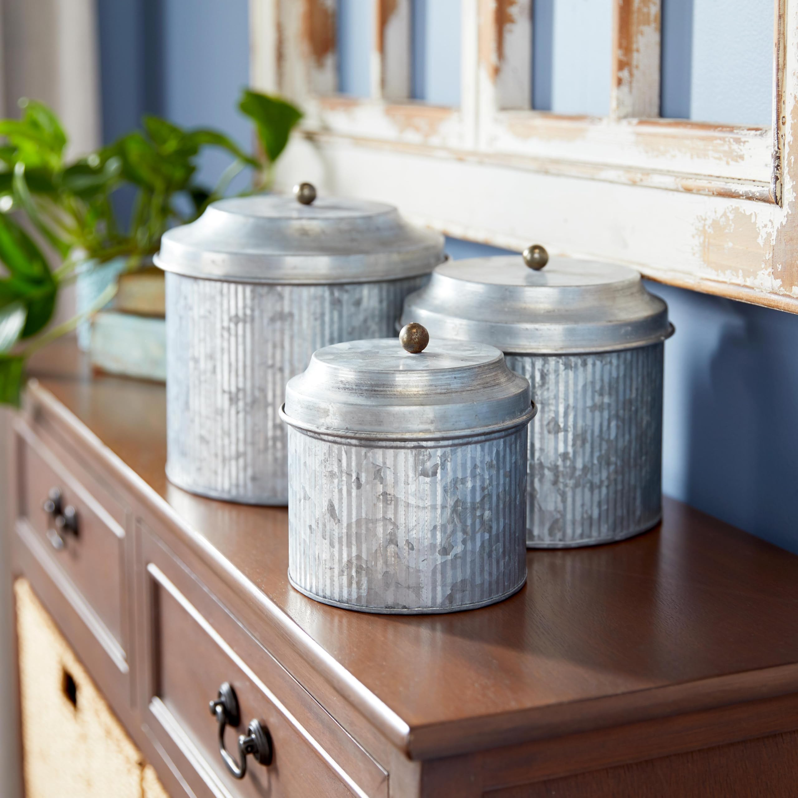 Deco 79 Metal Decorative Jars Galvanized Decorative Containers, Set Of 3 Decorative Keepsake Boxes 8'', 7'', 6''H, Silver
