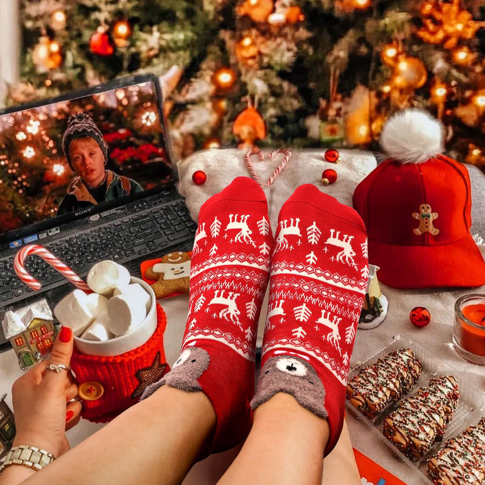 MJartoria Christmas Socks Advent Calendar 2025 Kids -24 Days of Advent Box Socks Christmas Countdown, Santa Elk Snowman Tree Pat