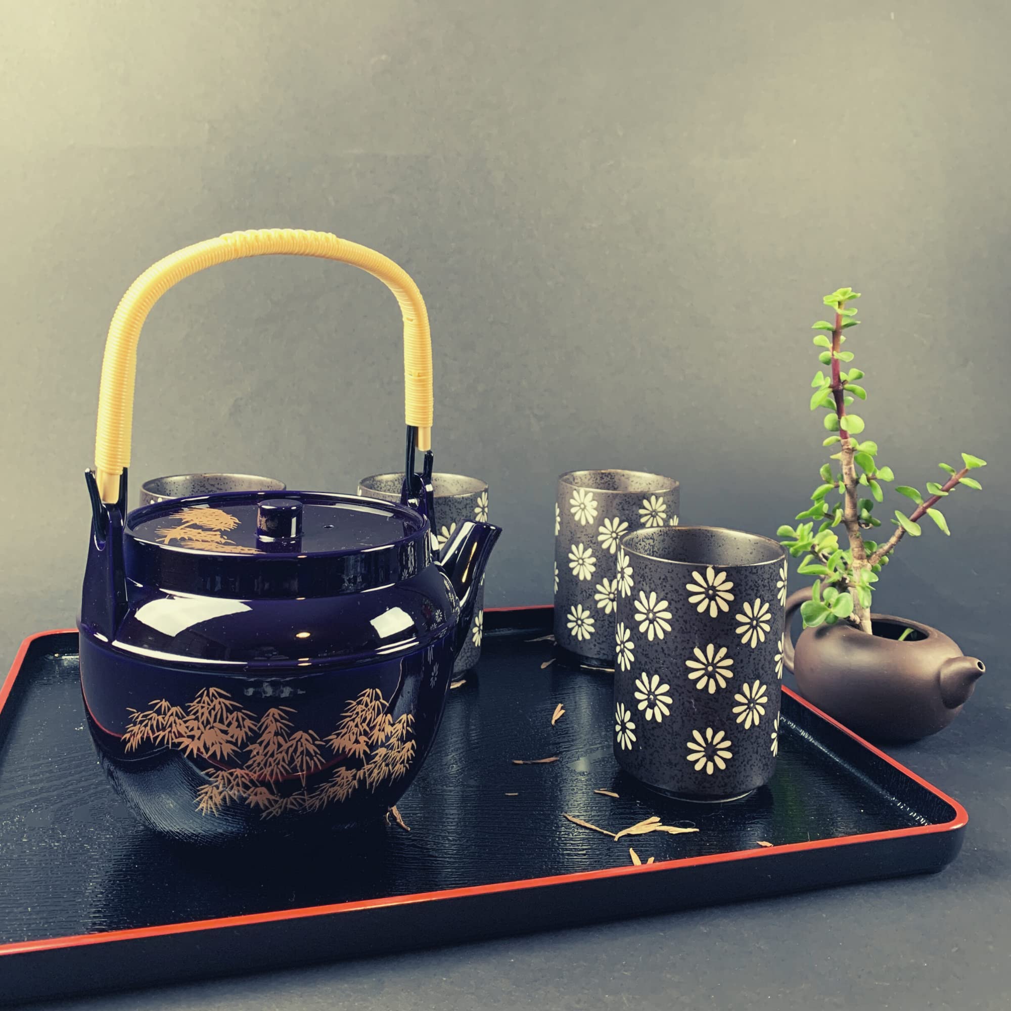 JapanBargain  Japanese Plastic Teapot Melamine Tea pot for Home or Restaurant Made in Japan  Black (1  54 oz)