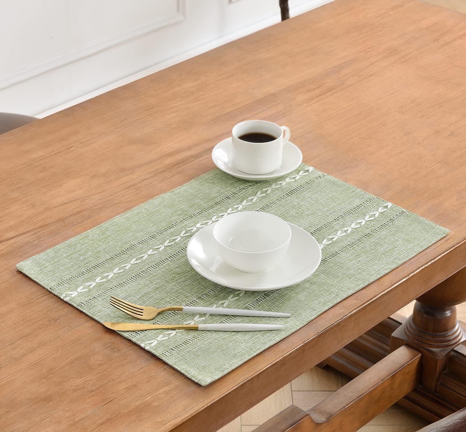 Wracra Cotton Linen Placemats, 14 X 19 Inch Set Of 4 Fete Placemats Rustic Hemstitch Place Mats For Kitchen Table And Heat Resis
