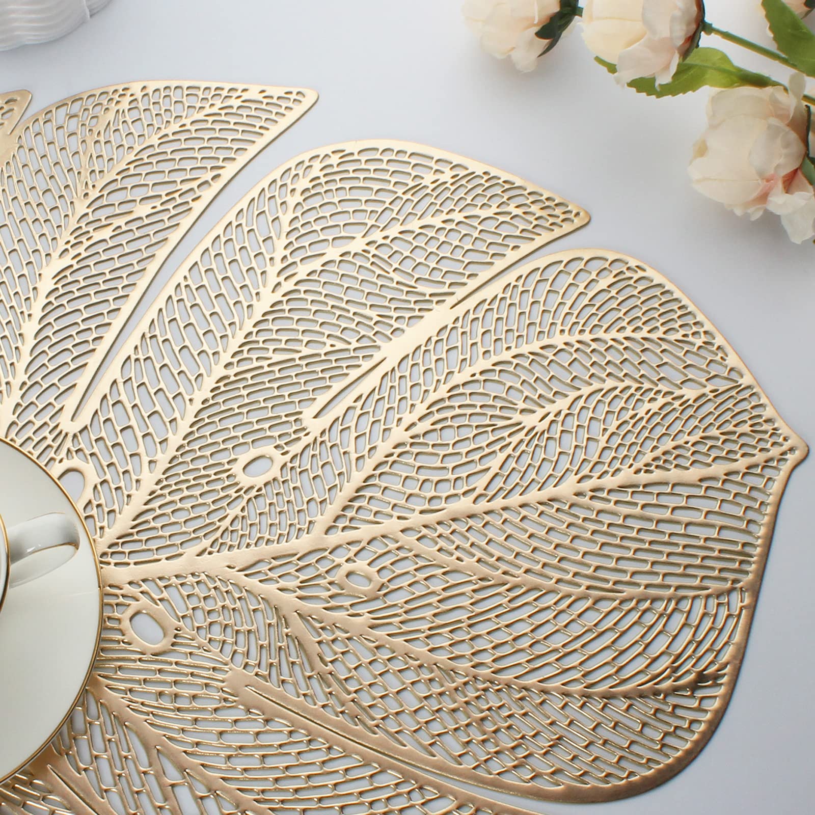 Evevda Gold Leaf Shaped Vinyl Placemats For Dinner Table Set Of 8 Metallic Plastic Gold Place Mats Wipeable 6Pcs Table Mats For