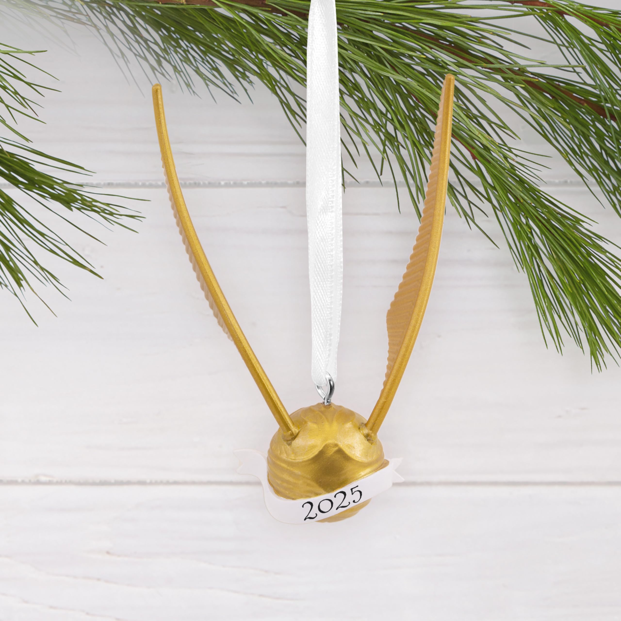 Hallmark Harry Potter Golden Snitch 2025 Christmas Ornament, Gifts for Harry Potter Fans