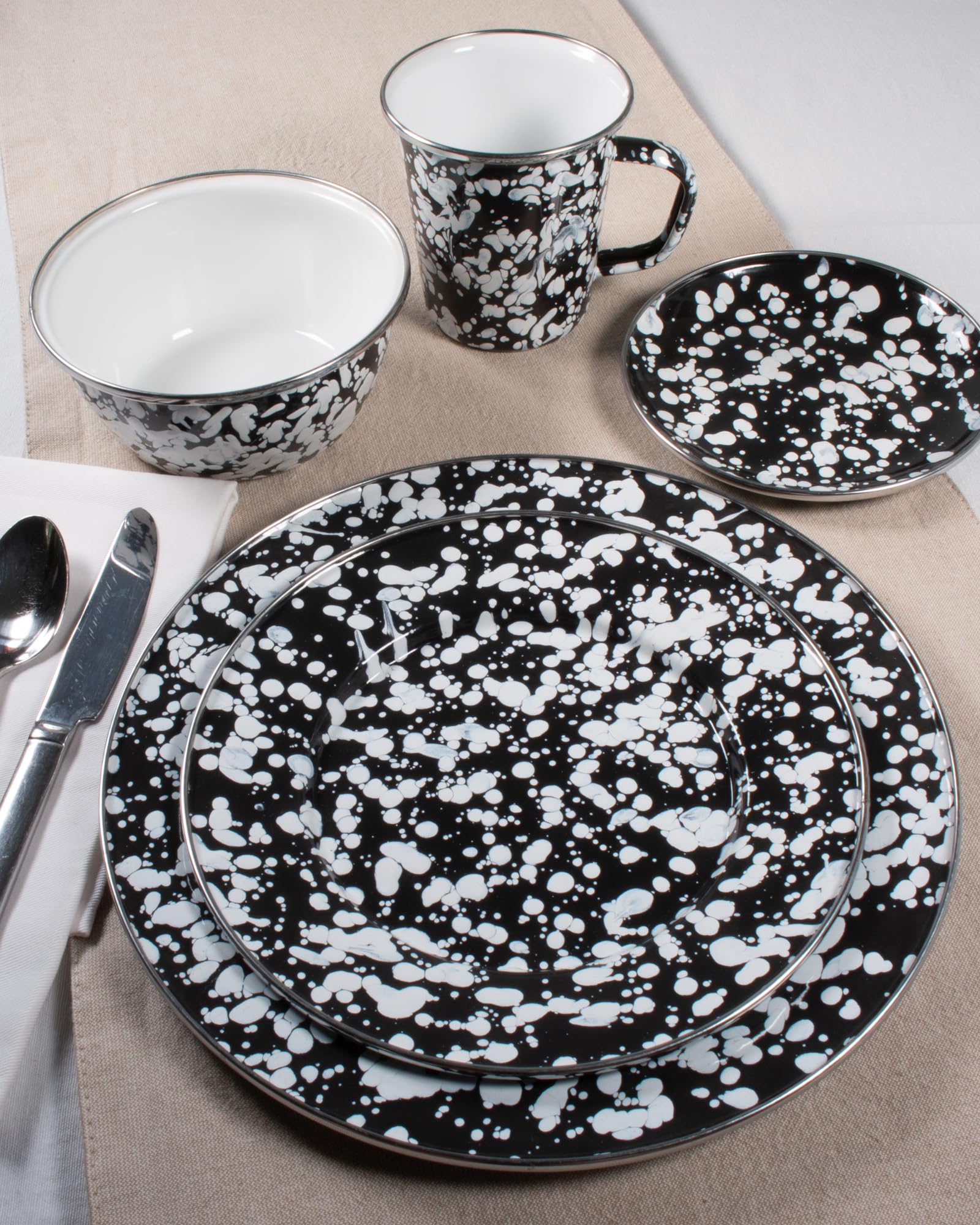 Golden Rabbit Enamelware - Set Of 4-14Oz Soup Bowls (Solid Black)