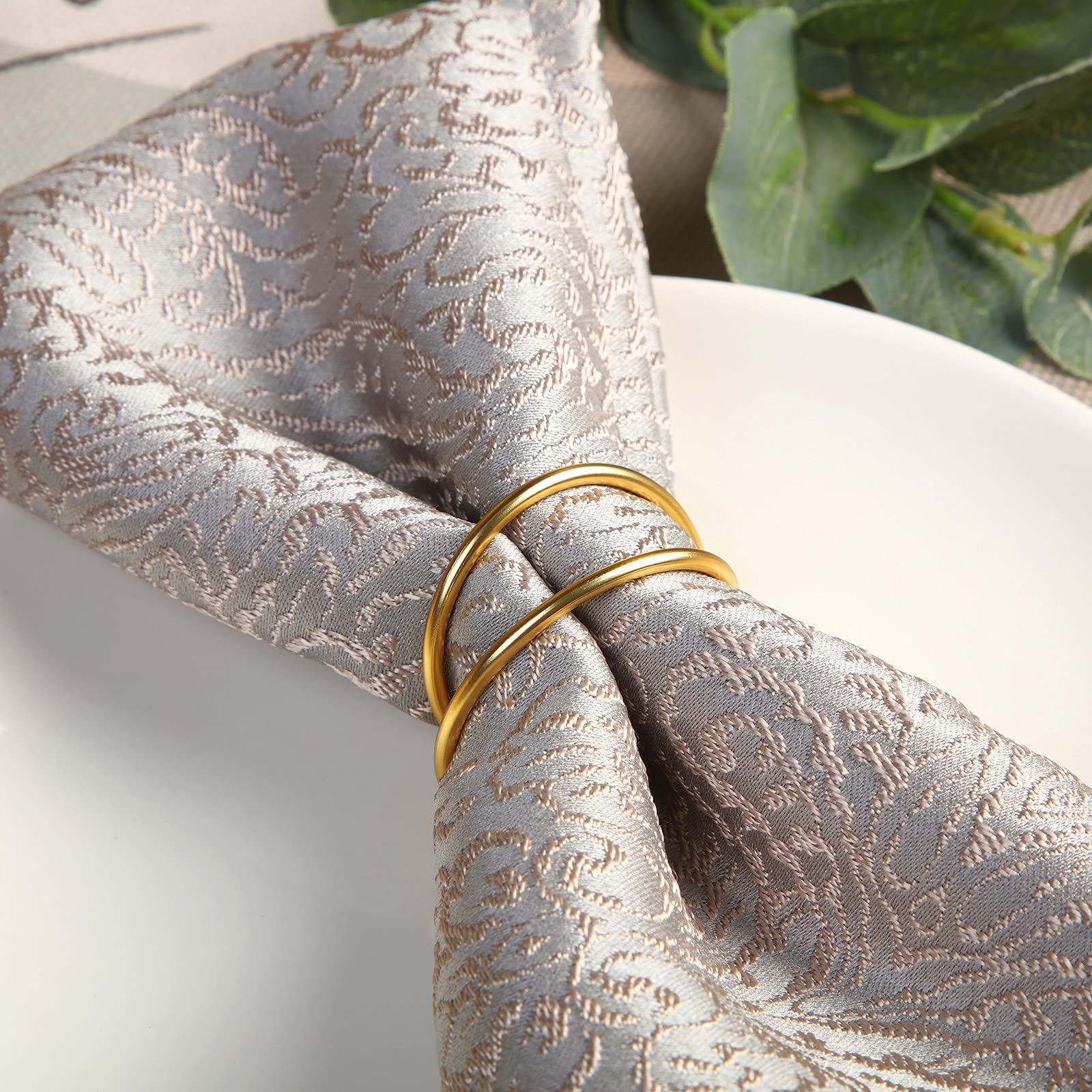 TecUnite 12 Pieces Gold Napkin Rings Metal Spiral Napkin Rings Buckles Simple Alloy Sliver Pink Napkin Rings Serviette Napkin Holder Ring for Weddings Dinner Party Table (Gold)