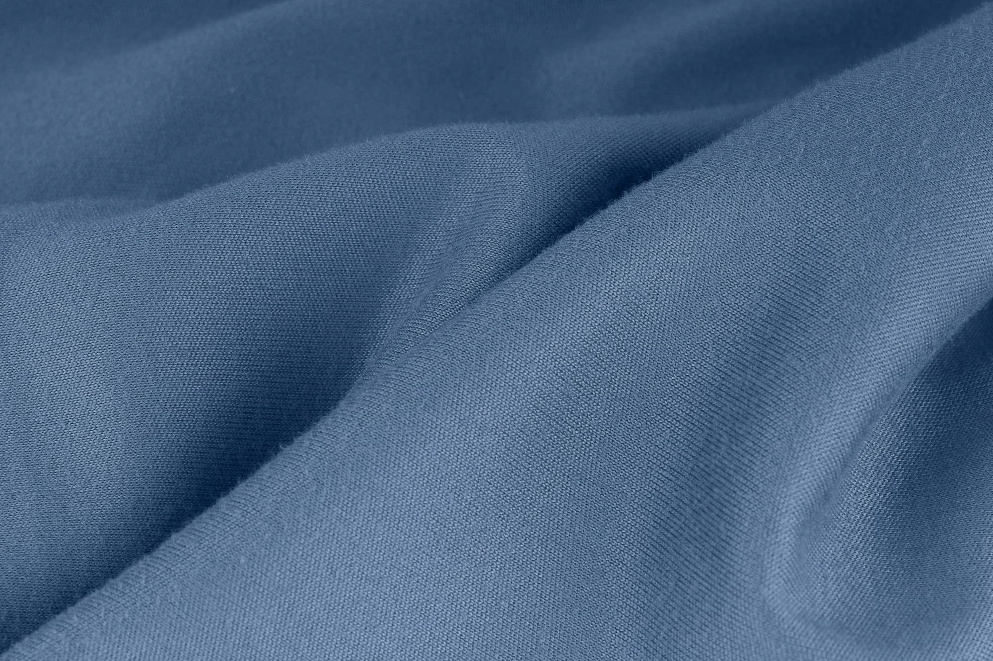 Sea to Summit Portable Pocket Towel for Camping  Gym  and Travel  Small (16 x 32 inches)  Moonlight Blue