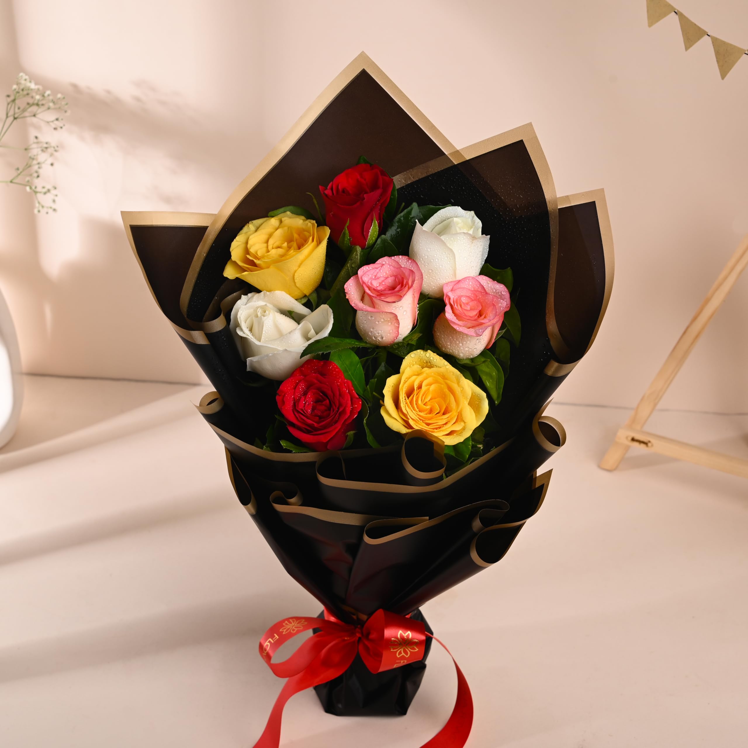 Floweraura Fresh Live Flower Bouquet Of 8 Mix Roses Flowers For Birthday Gift, Anniversary Gift, Wedding Gift, MotherS Day Gift