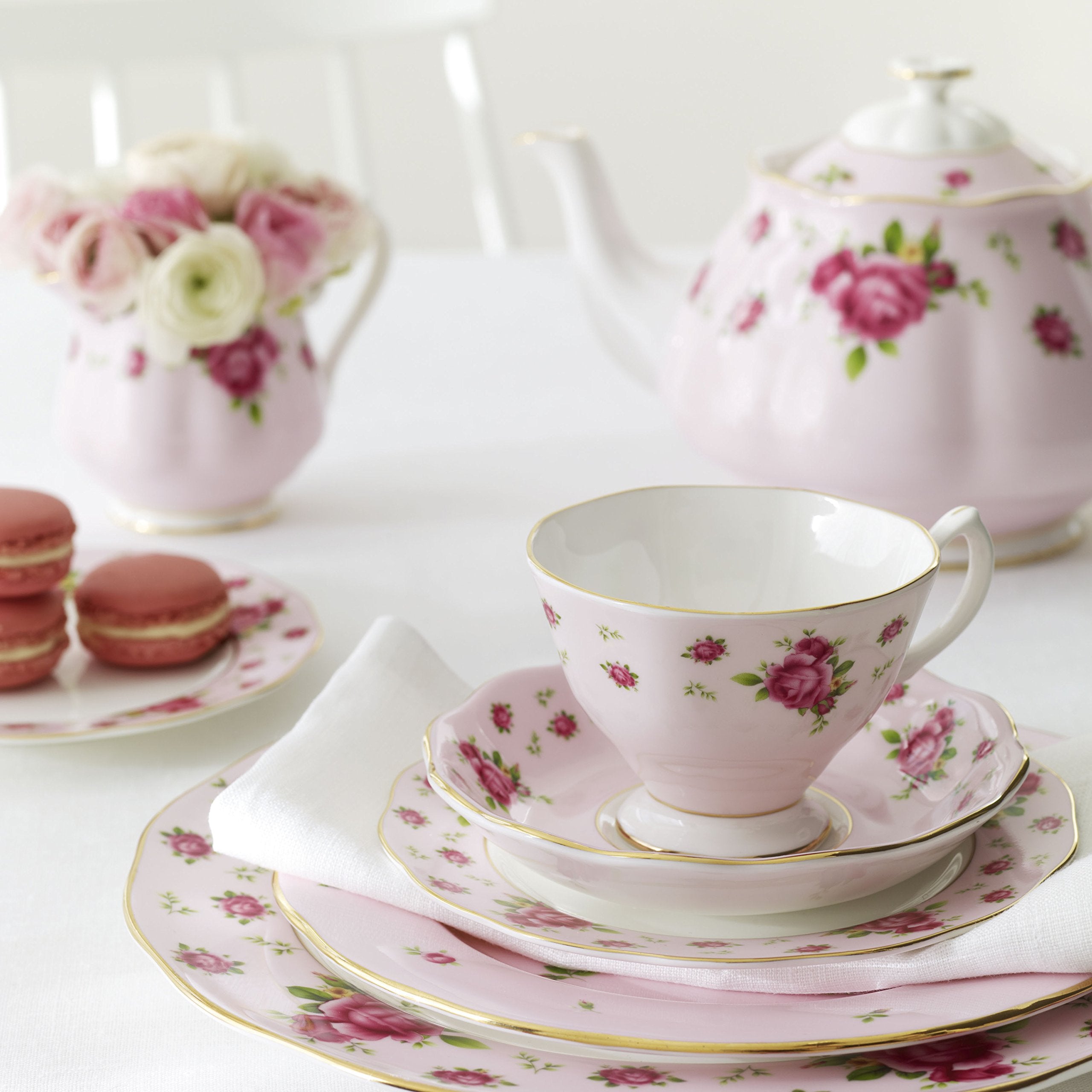New Country Roses Royal Albert New Country Roses Pink 5-Piece Place Setting ...