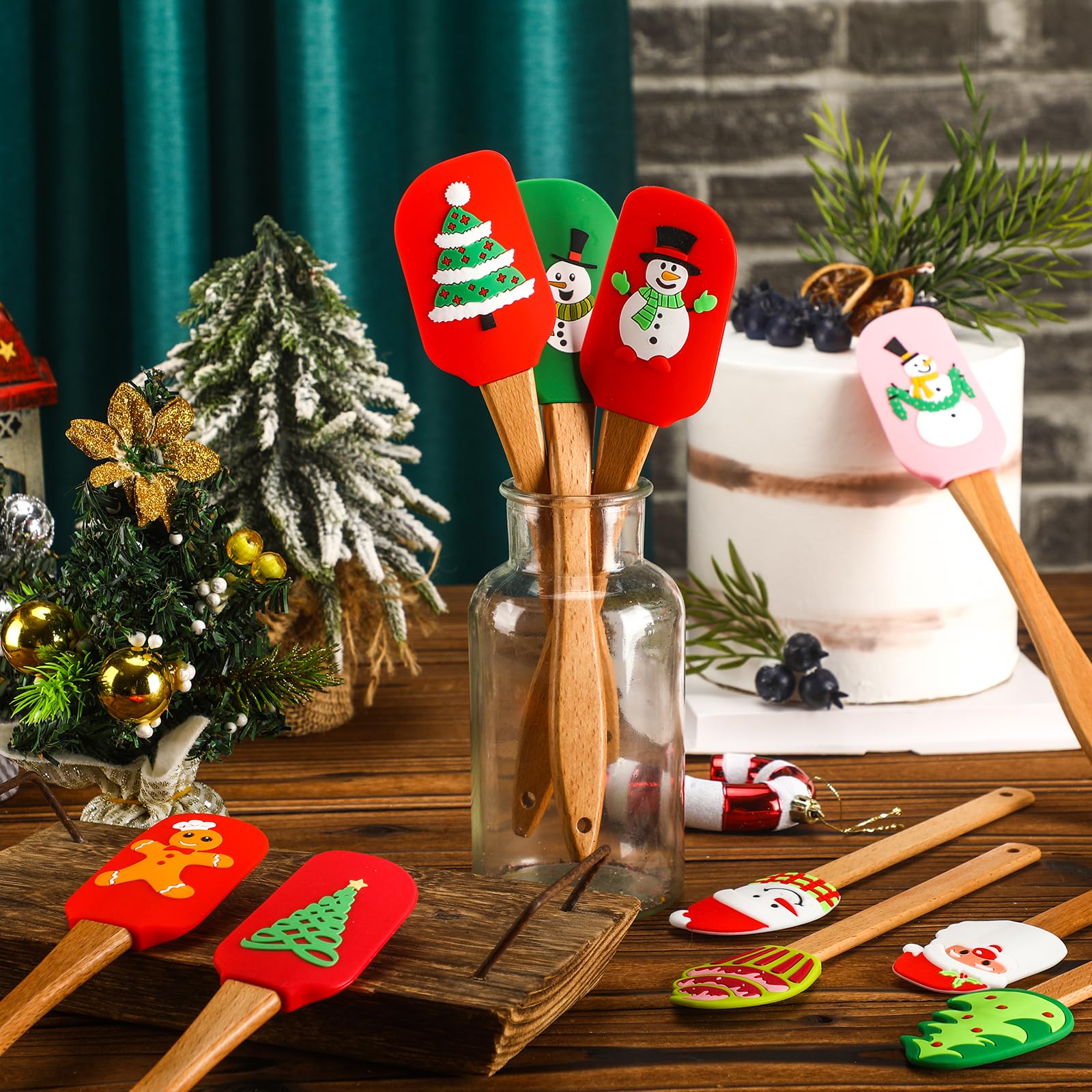 Patelai 10 Pcs Christmas Silicone Spatula Xmas Cake Spatula With Wooden Handle Snowmen Pancake Spatula Cute Pan Scraper Xmas Dis